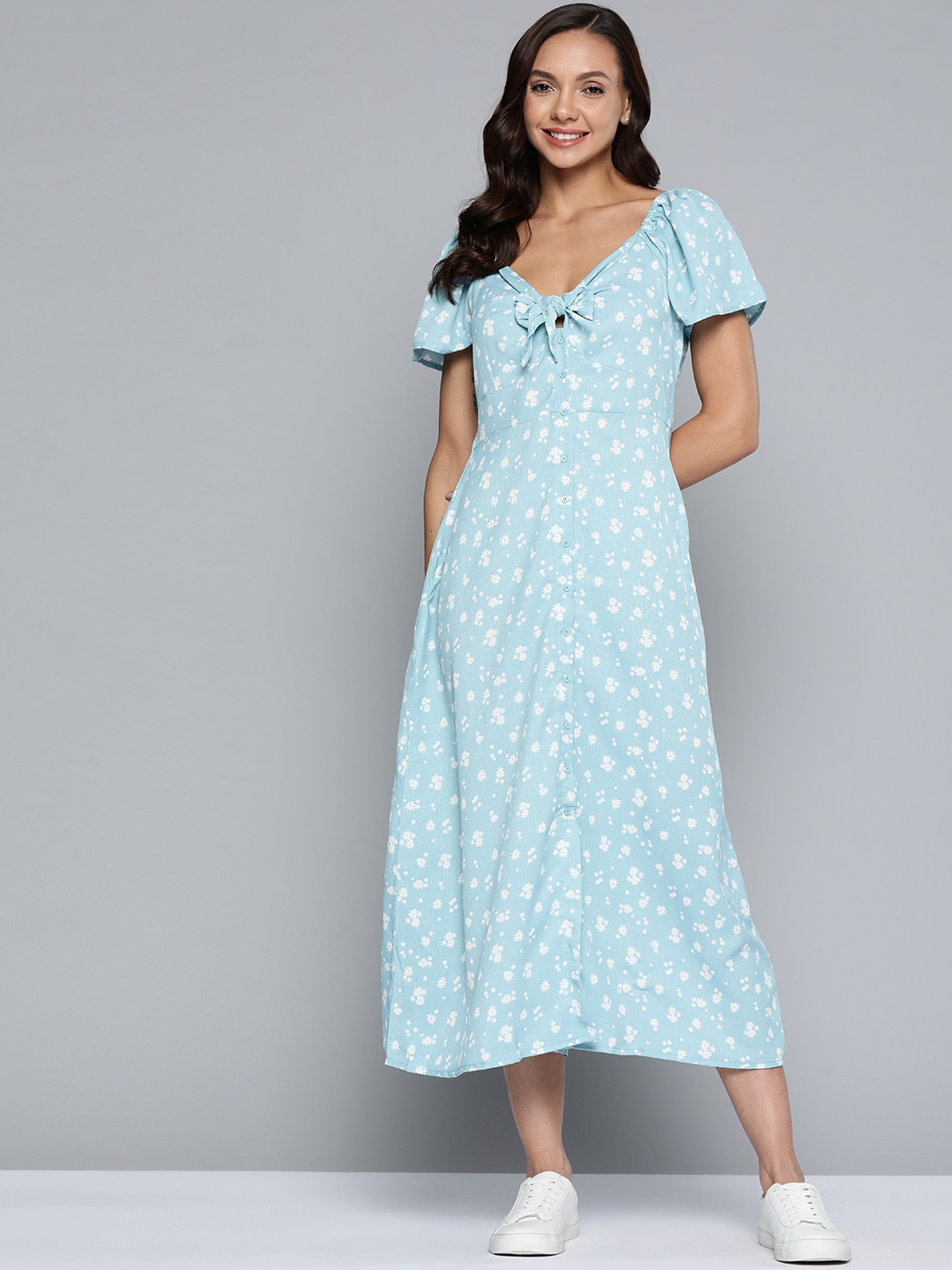 

Mast & Harbour Turquoise Blue & White Floral Print A-Line Midi Dress