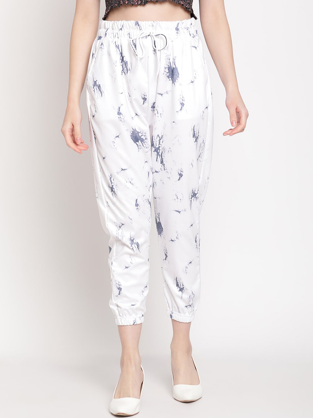 

TAG 7 Women White Printed Smart Joggers