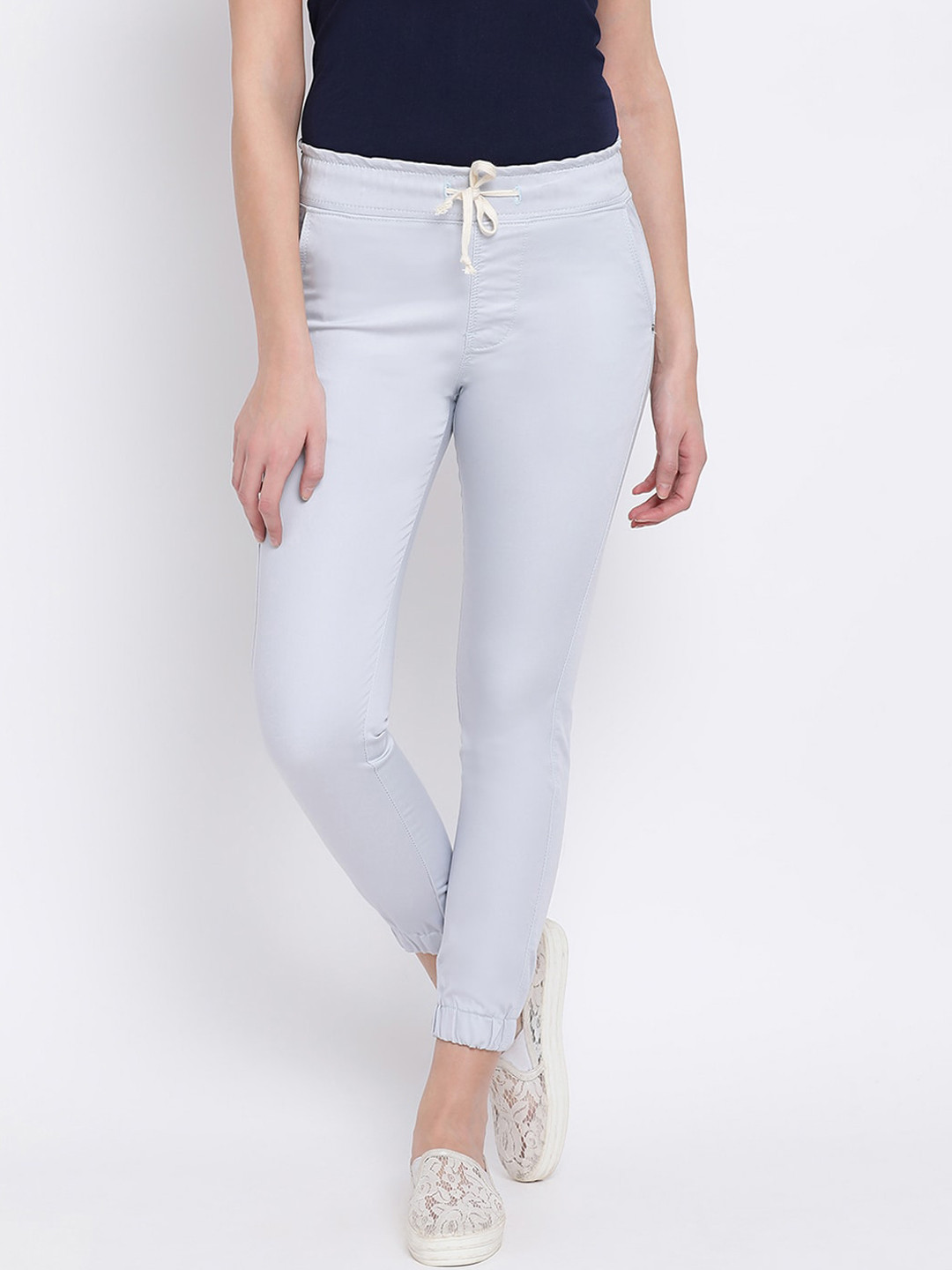 

Code 61 Women Grey Stretchable Treggings