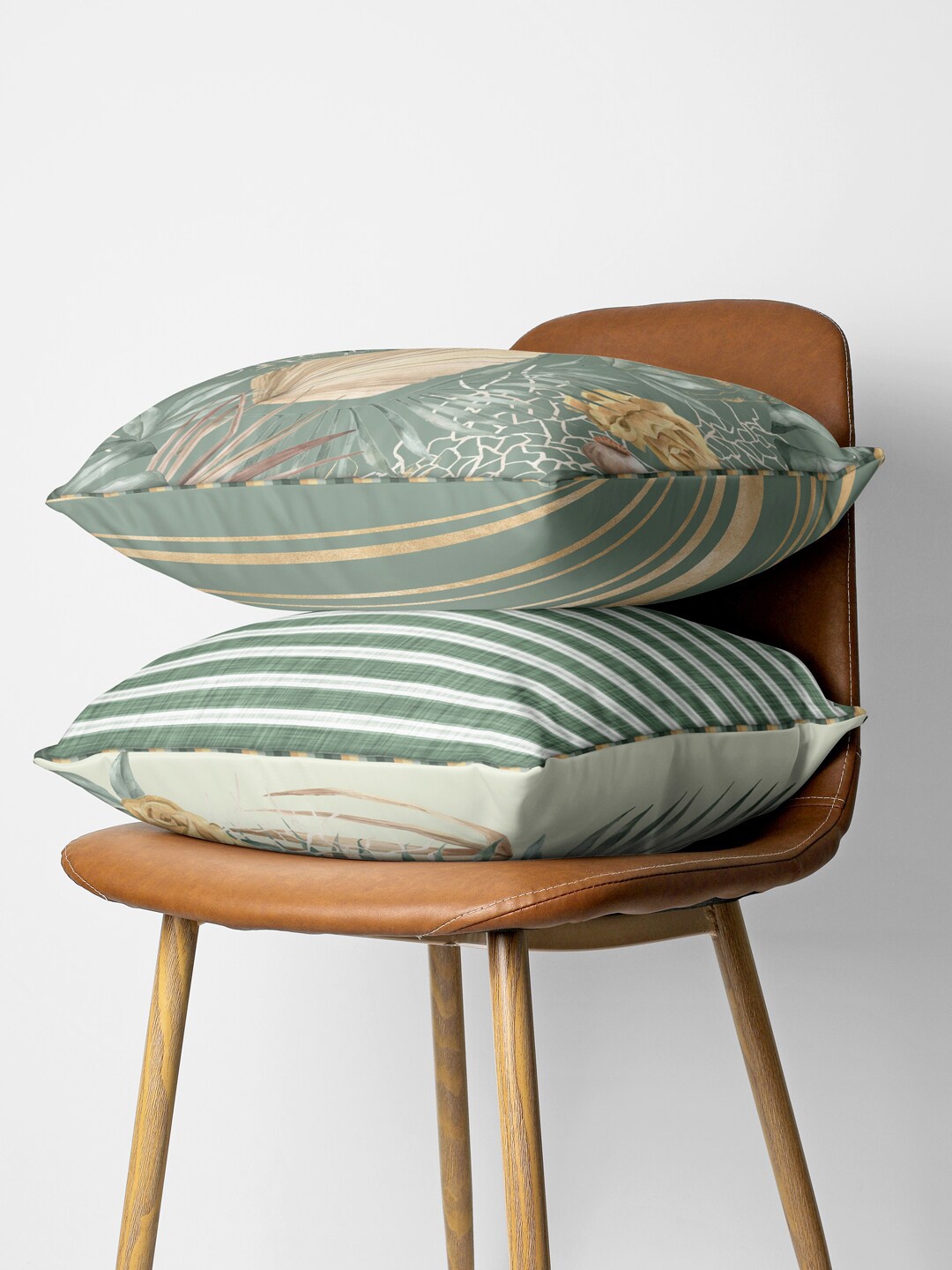 

BIANCA Green Set of 2 Floral Square Cushion Covers