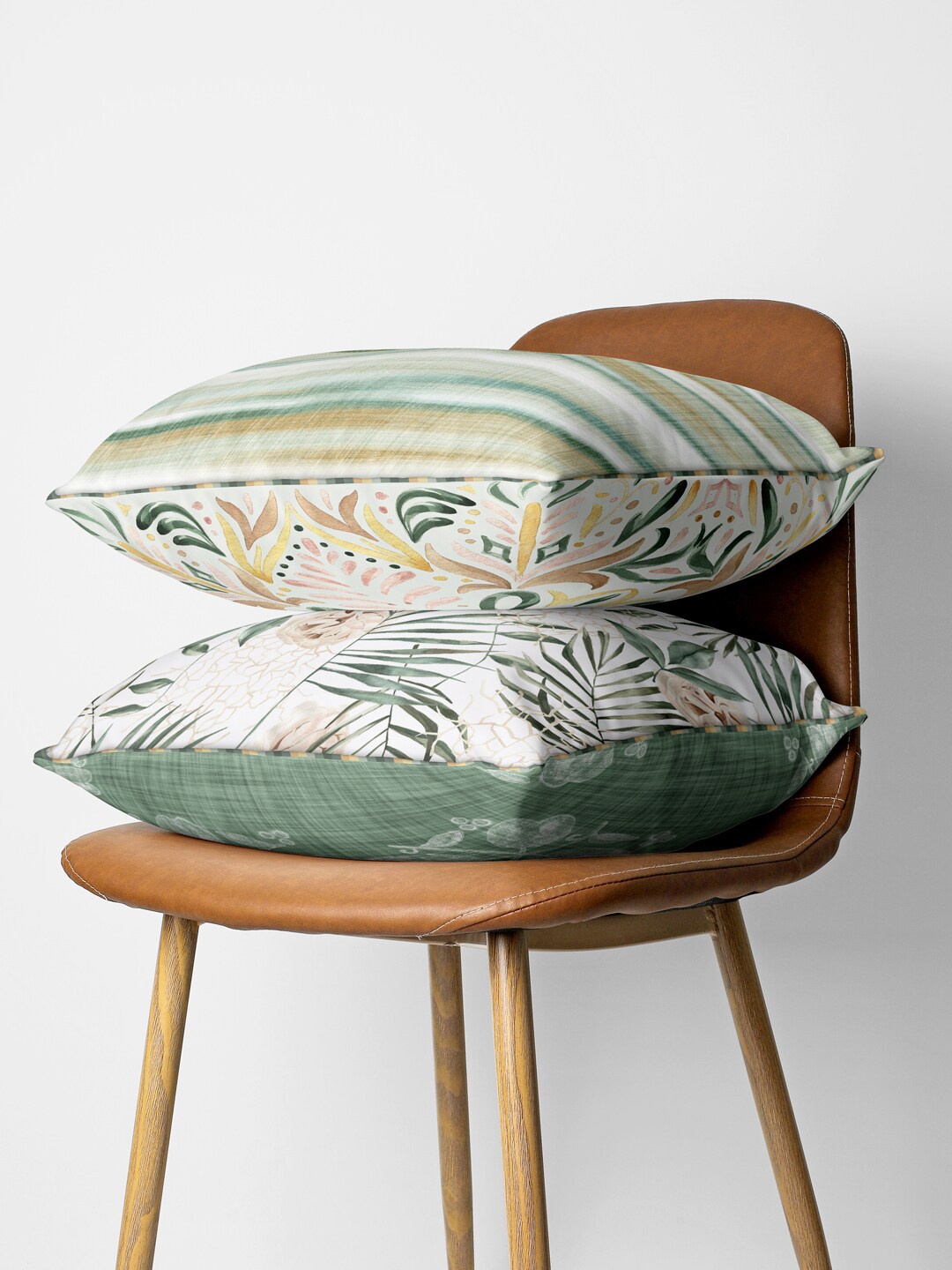 

BIANCA Green & White Set of 2 Floral Square Cushion Covers