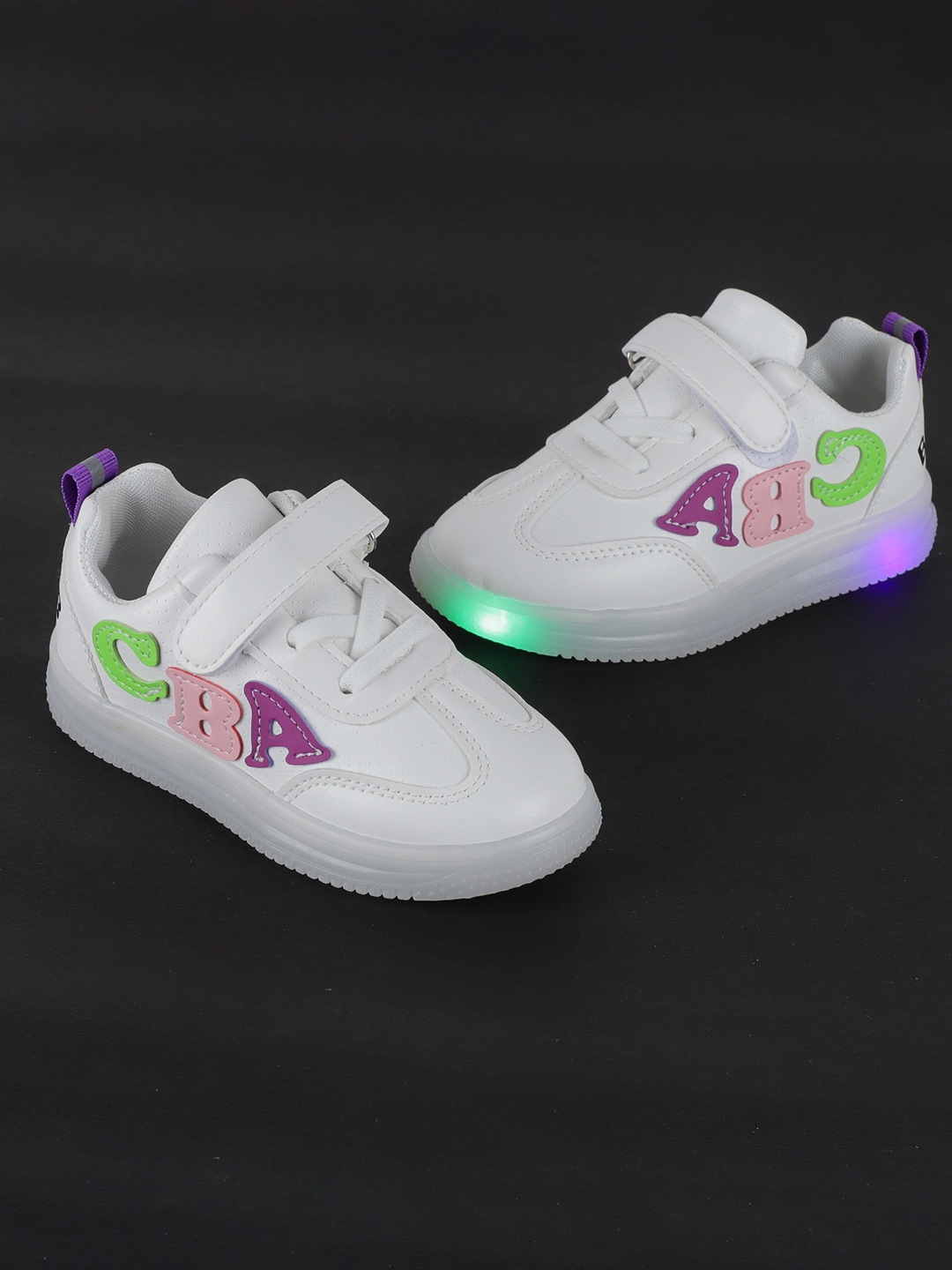 

FEETWELL SHOES Kids White & Purple Appliqued Sneakers