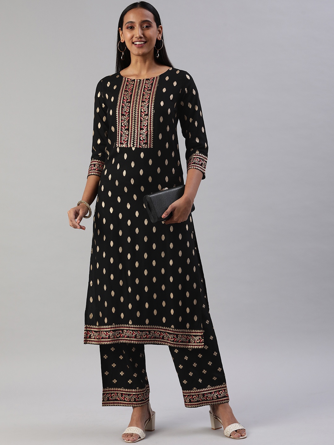 

SANISA Women Black & Gold-Toned Ethnic Motifs Printed Kurta with Palazzos