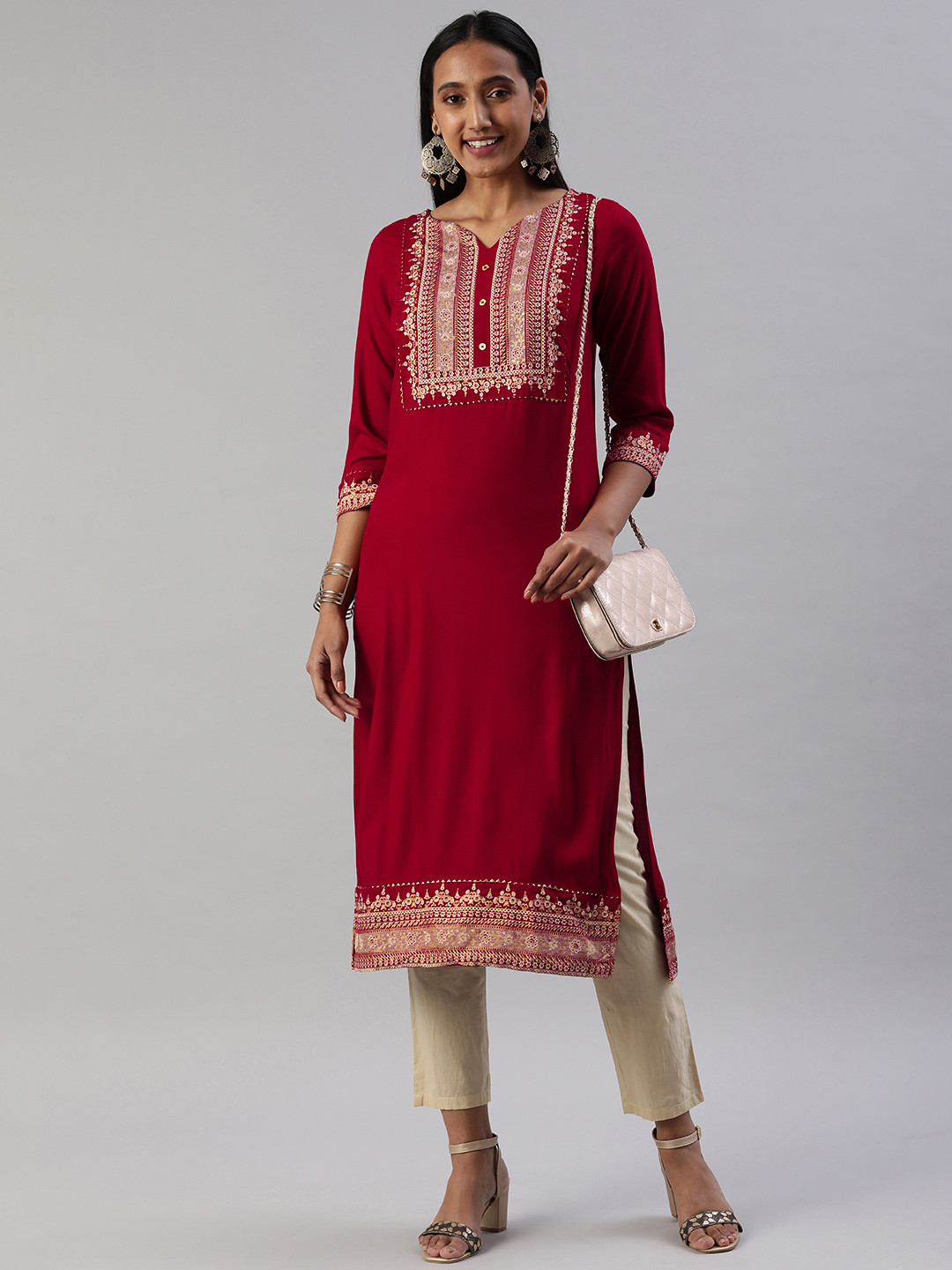 

SANISA Women Red & Gold-Toned Ethnic Motifs Print Kurta