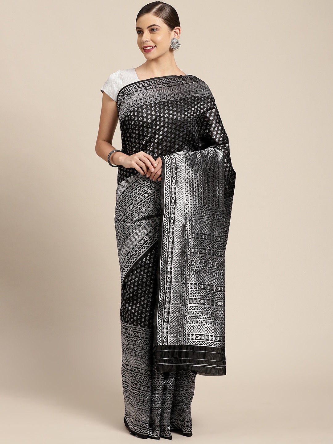 

KALINI Black & Silver-Toned Woven Design Zari Silk Blend Kanjeevaram Saree