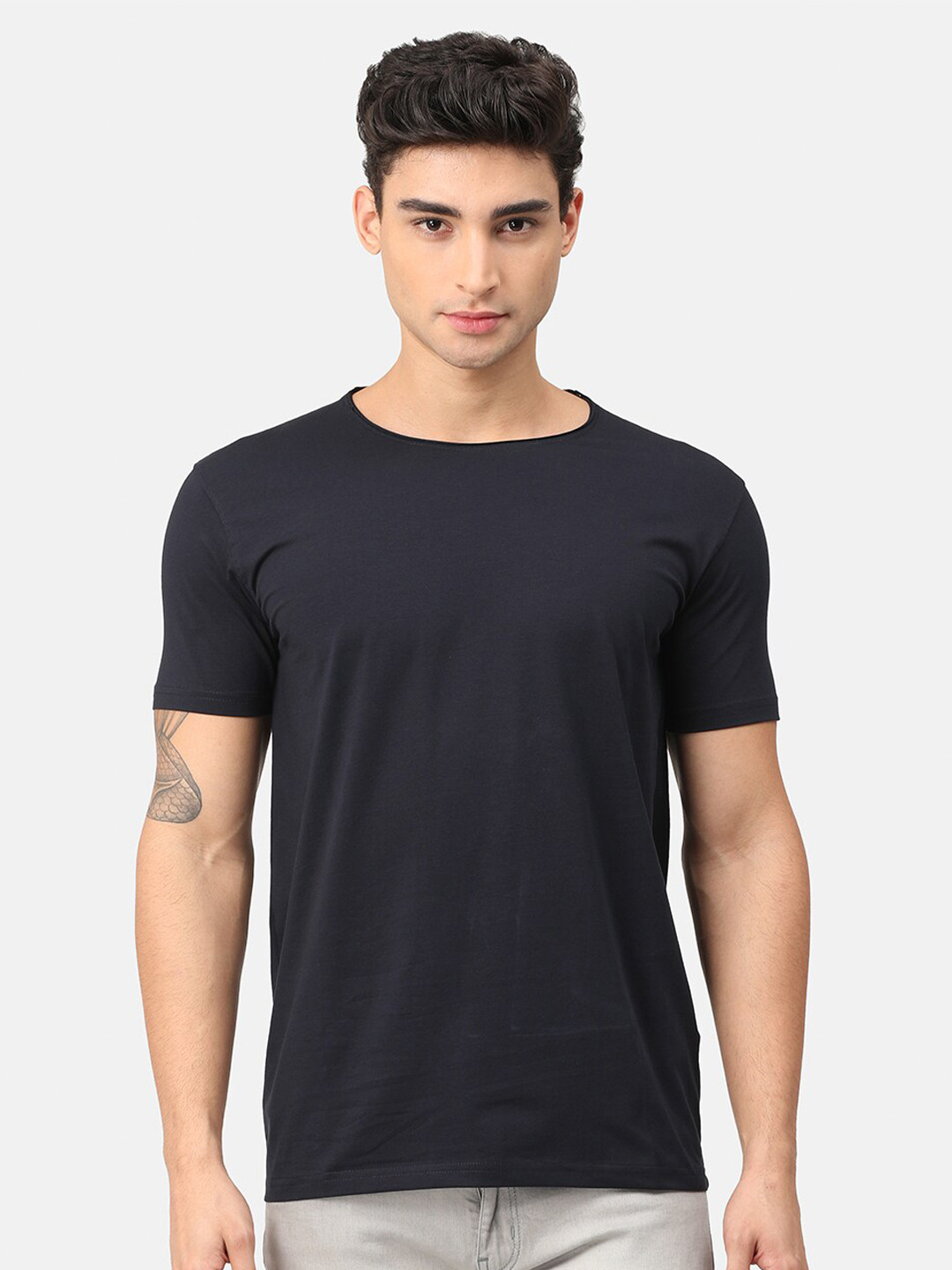 

Snitch Men Dark Blue Raw Edge T-shirt