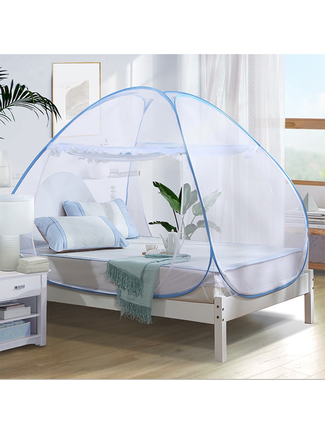 

Sasimo Blue & White Solid Mosquito Nets