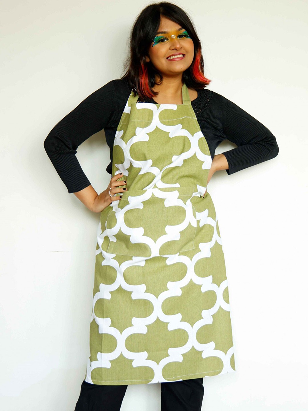 

Ariana Olive Green & White Printed Cotton Apron