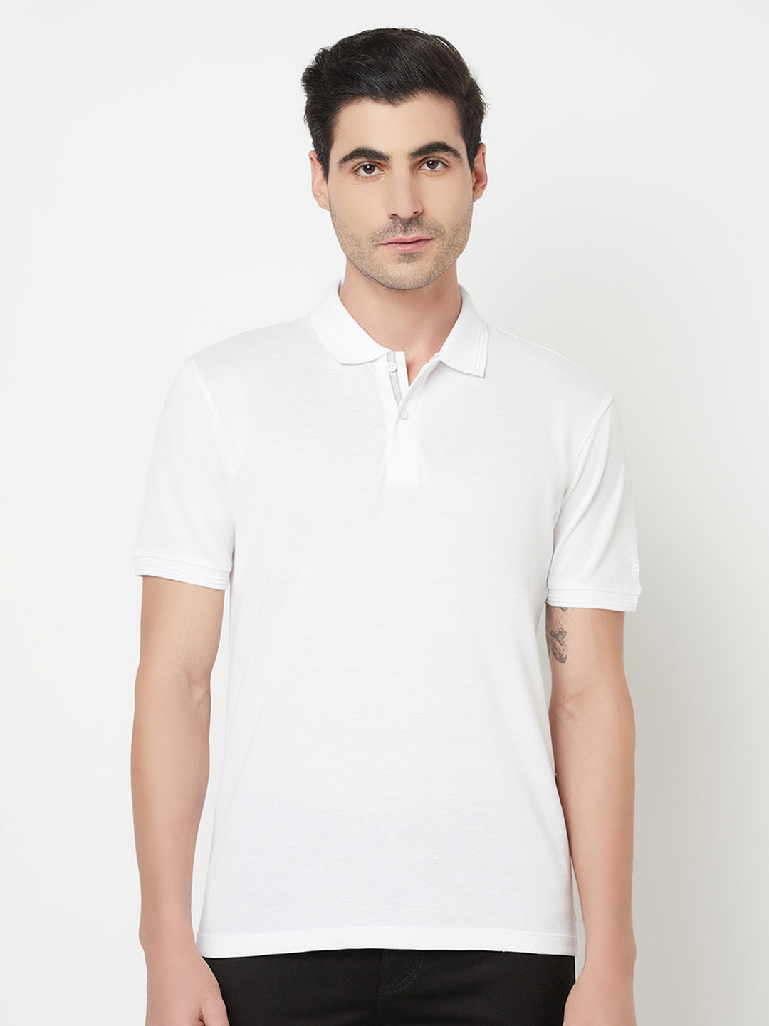 

Octave Men White Polo Collar T-shirt