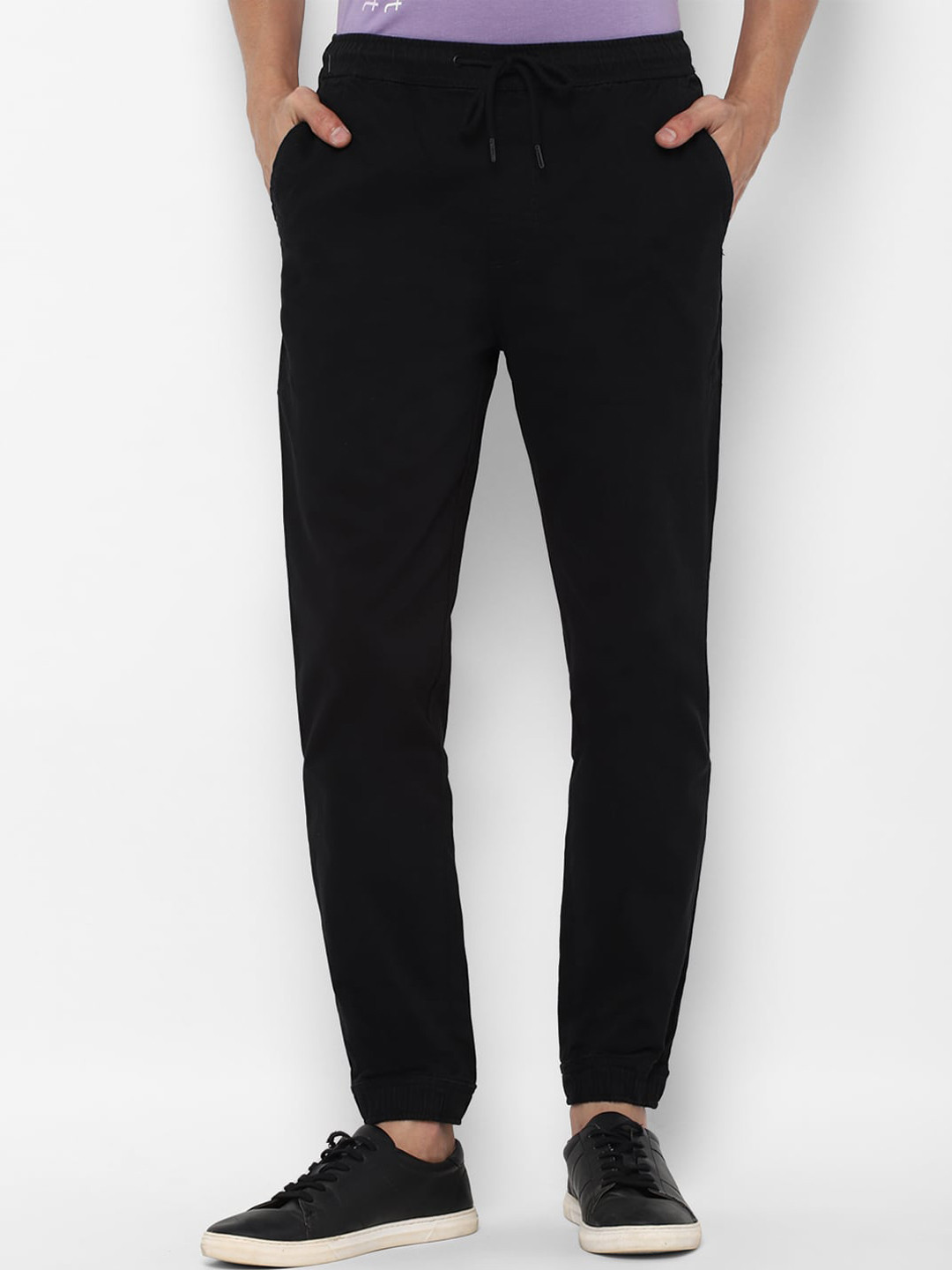 

FOREVER 21 Men Black Joggers Trousers