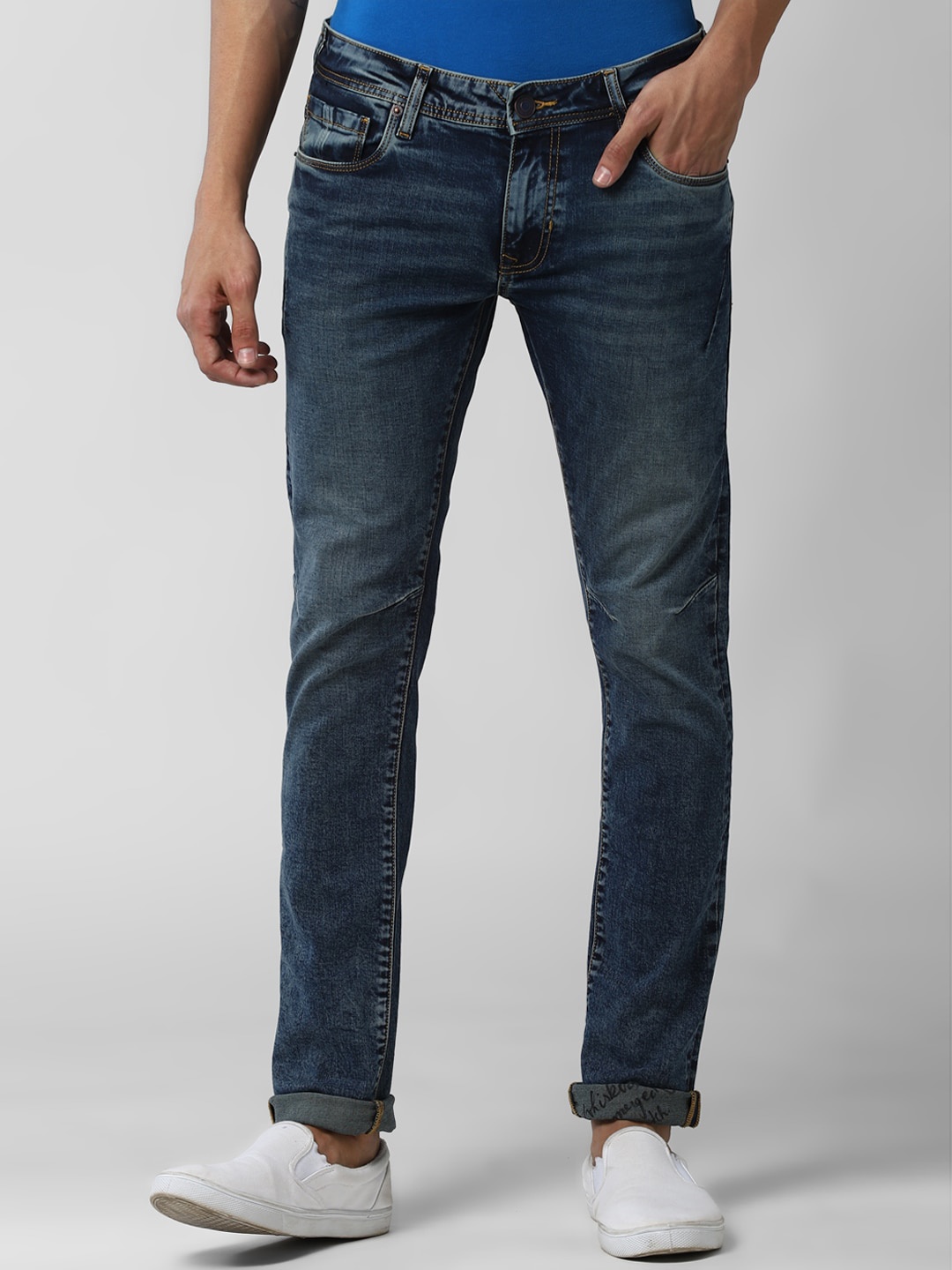 

Peter England Casuals Men Navy Blue Slim Fit Light Fade Jeans