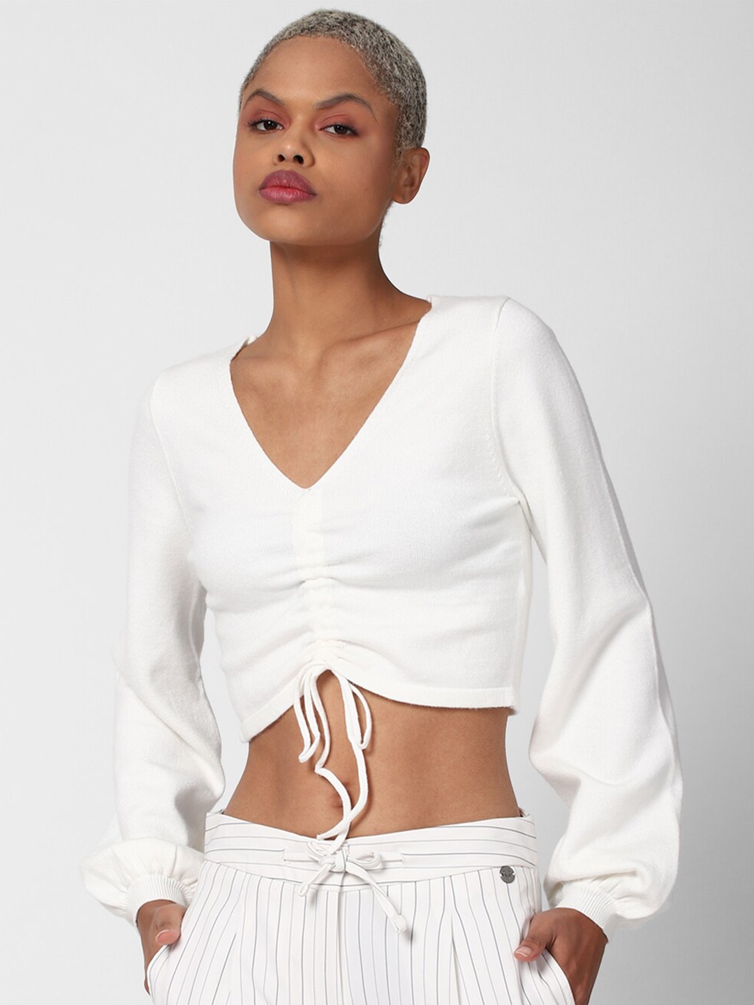 

FOREVER 21 Women White Ribbed Ruched Drawstring Crop Pullover Sweater