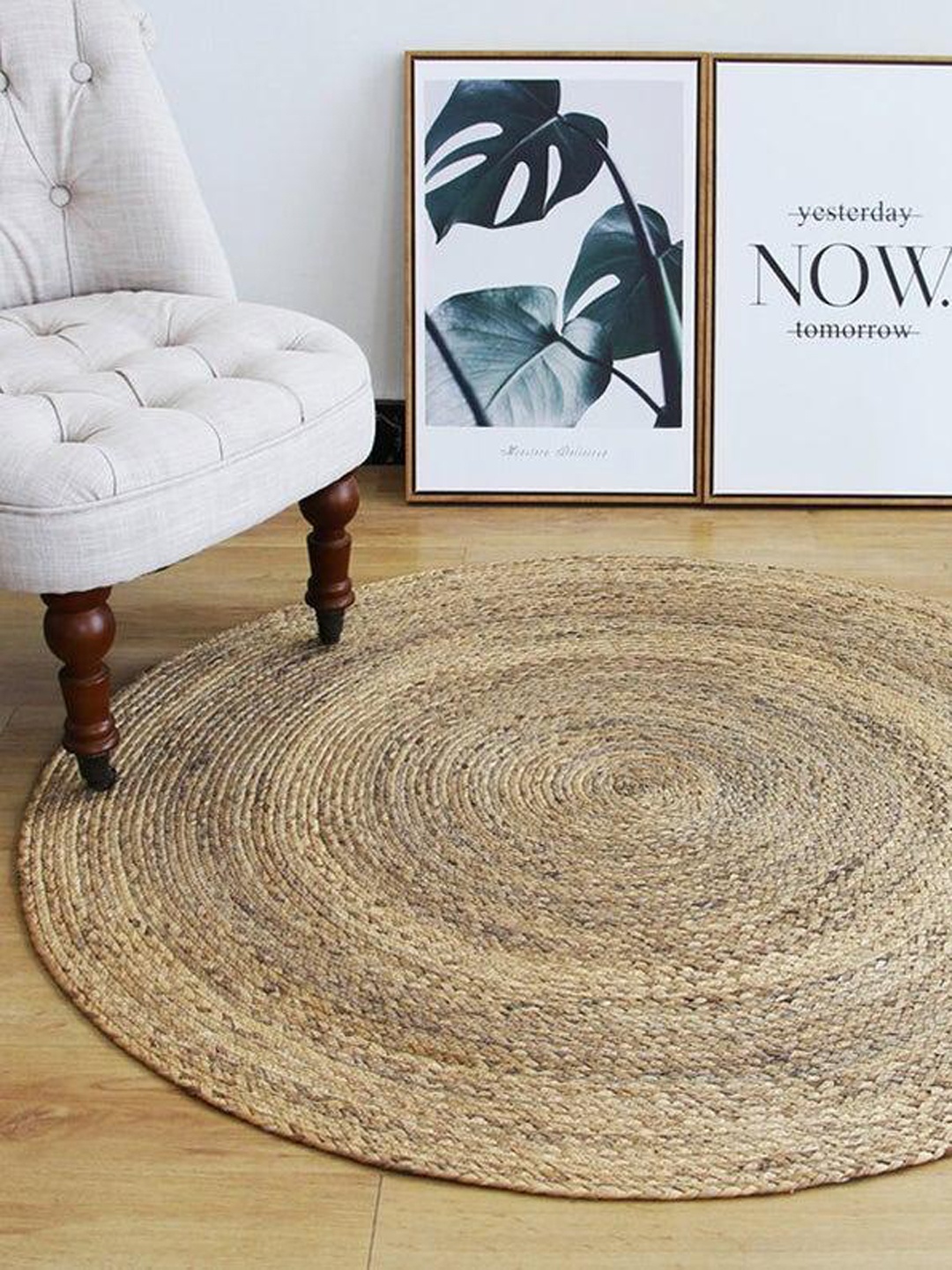 

HABERE INDIA Beige Solid Jute Round Carpets