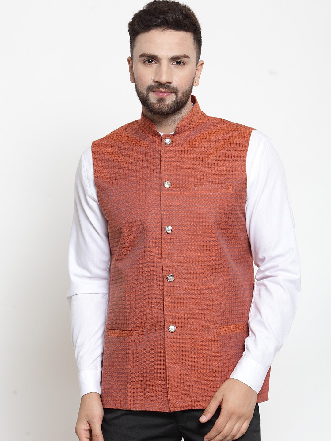 

Jompers Men Red Geometric Printed Waistcoat