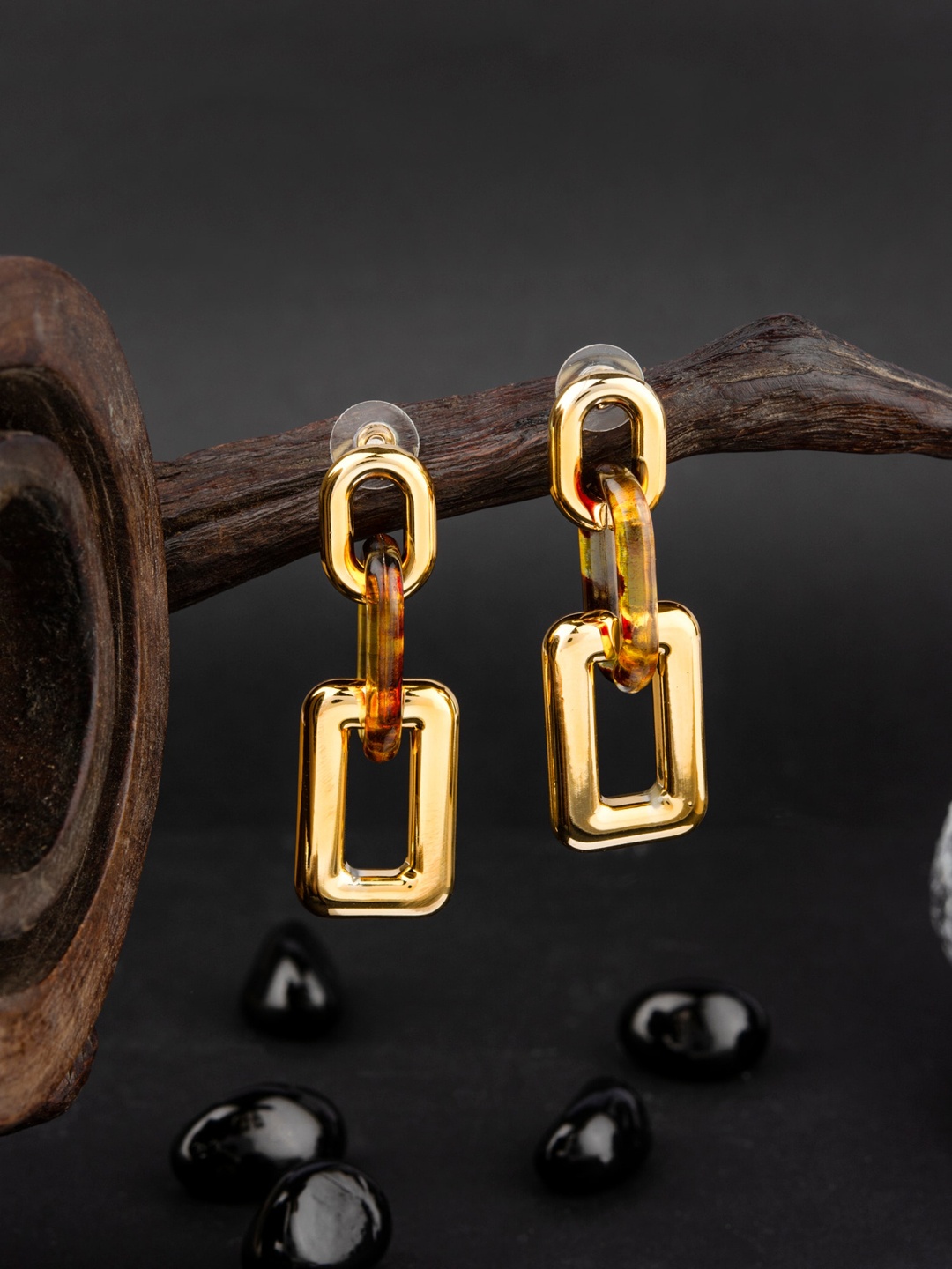 

E2O Gold-Toned Contemporary Chain Blocked Drop Earrings