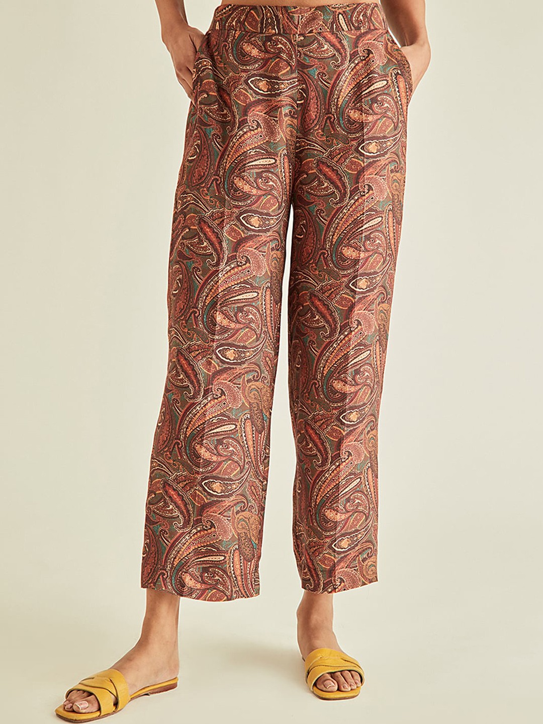 

Ancestry Women Brown Ethnic Motifs Printed Regular-Fit Parallel Trousers