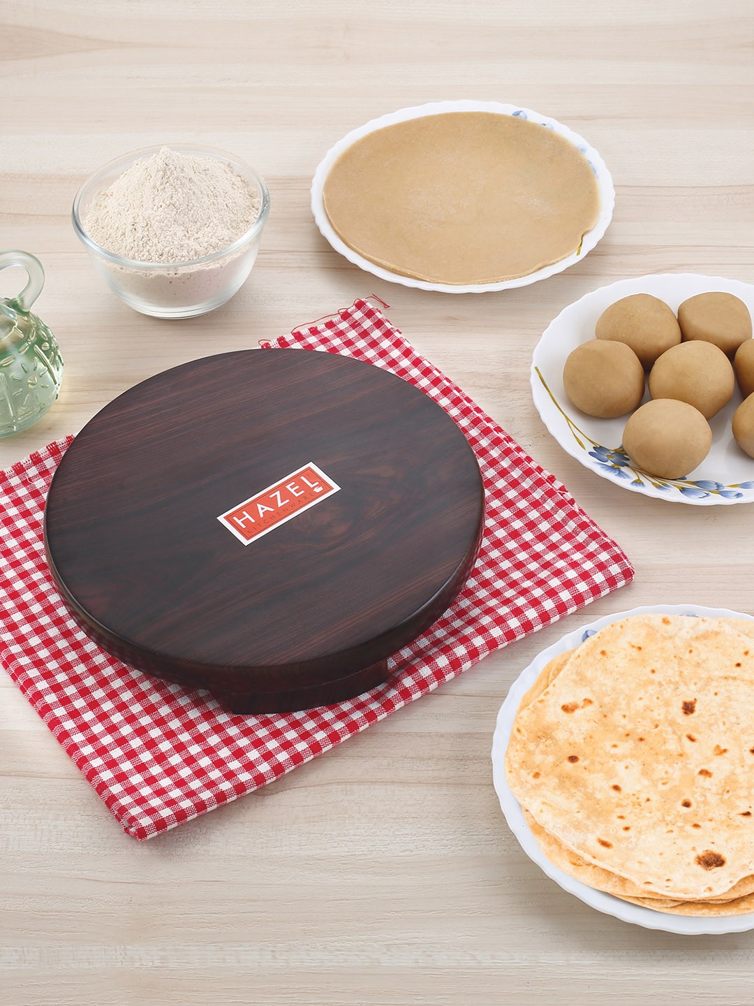 

HAZEL Coffee Brown Sheesham Wooden Chapati Maker With Roller