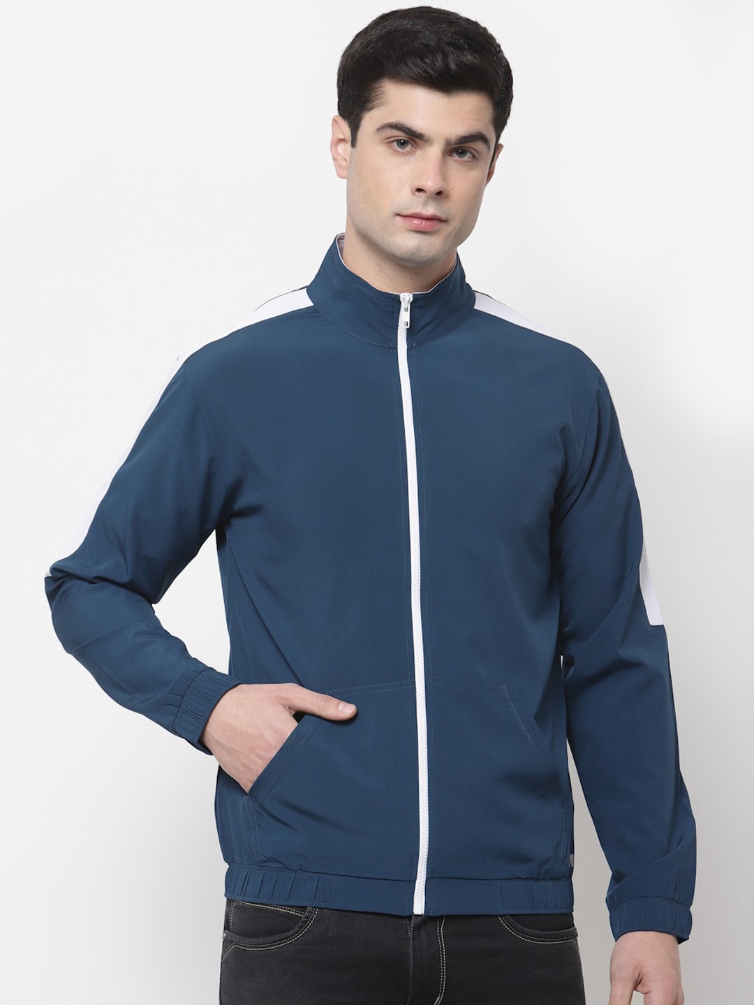 

Yuuki Men Blue Lightweight Training or Gym Bomber Jacket