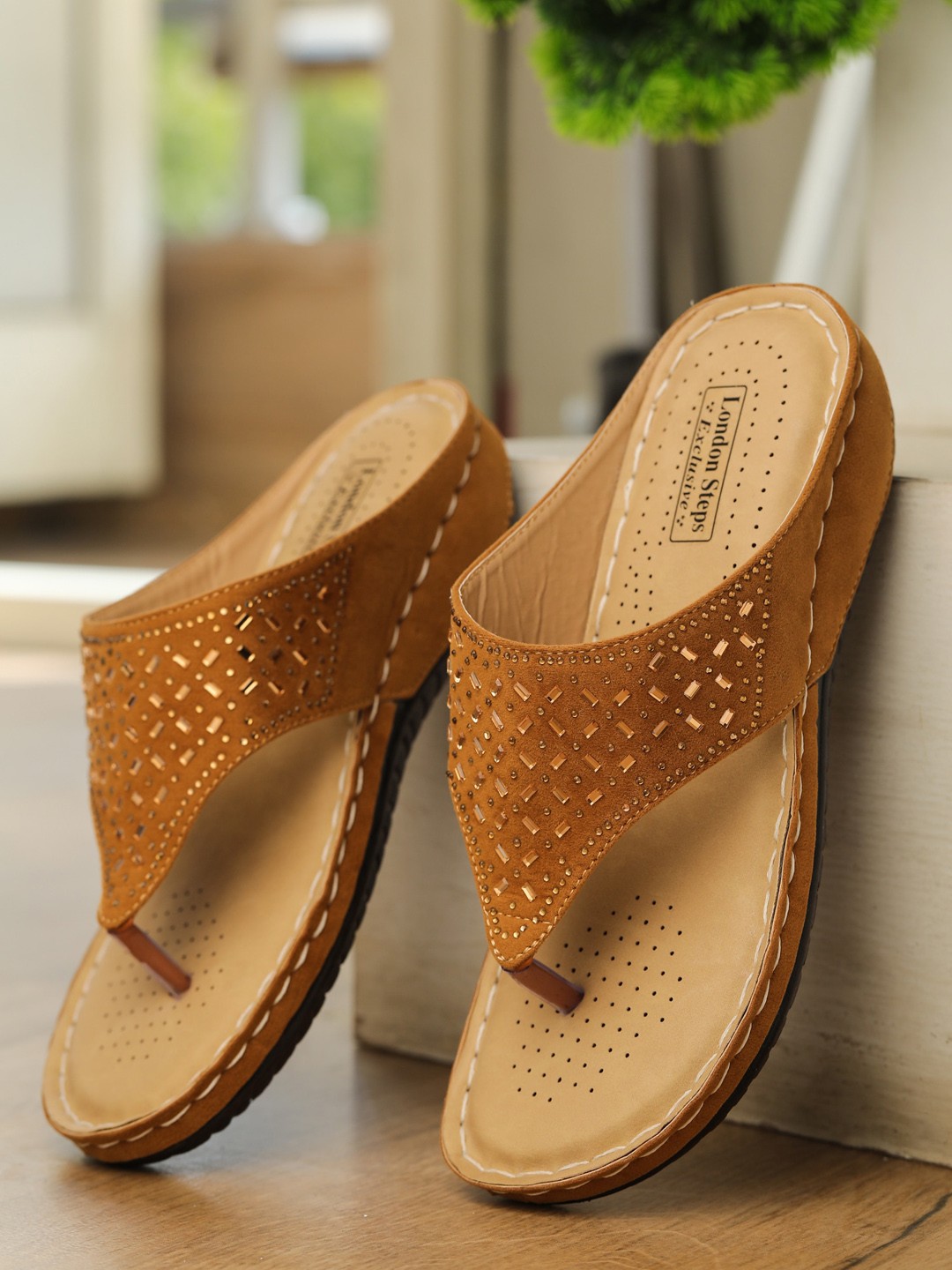 

LONDON STEPS Tan Embellished Heels with Laser Cuts