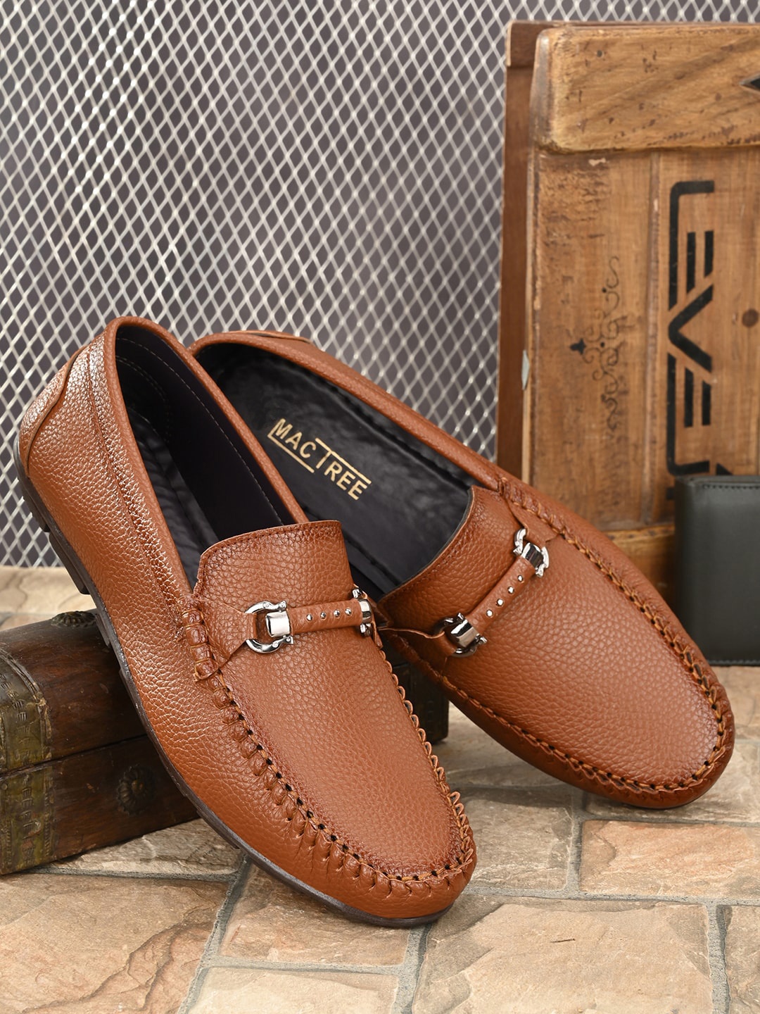 

Mactree Men Tan Textured PU Loafers