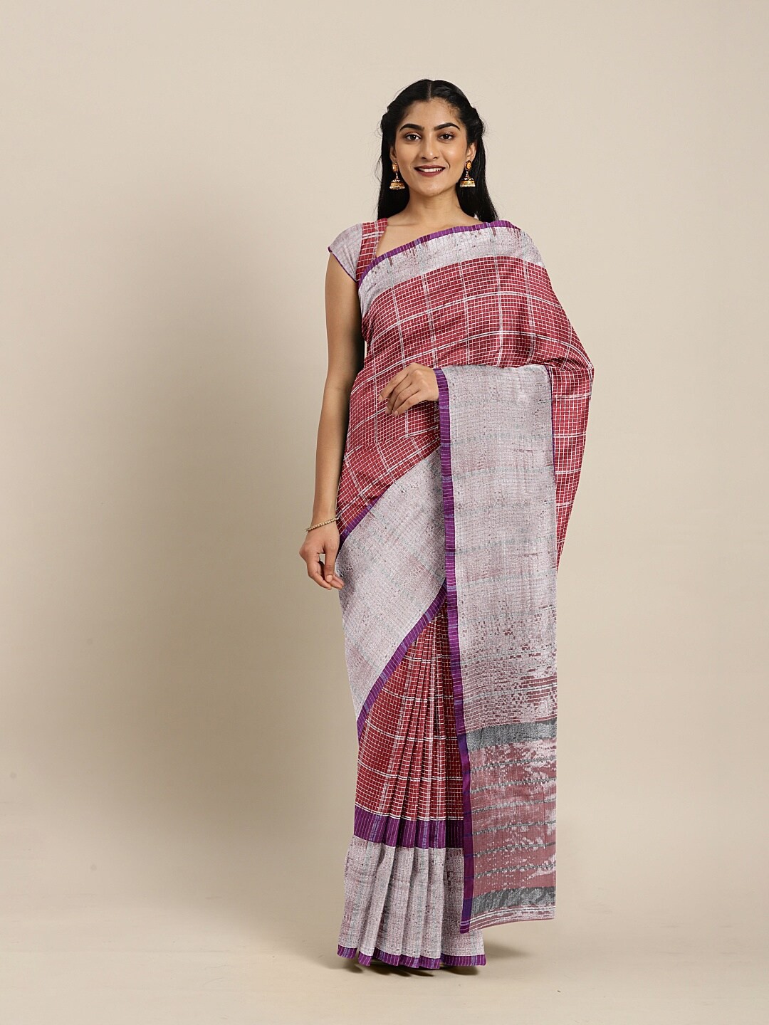 

The Chennai Silks Red & Silver-Toned Checked Zari Pure Cotton Fusion Venkatgiri Saree