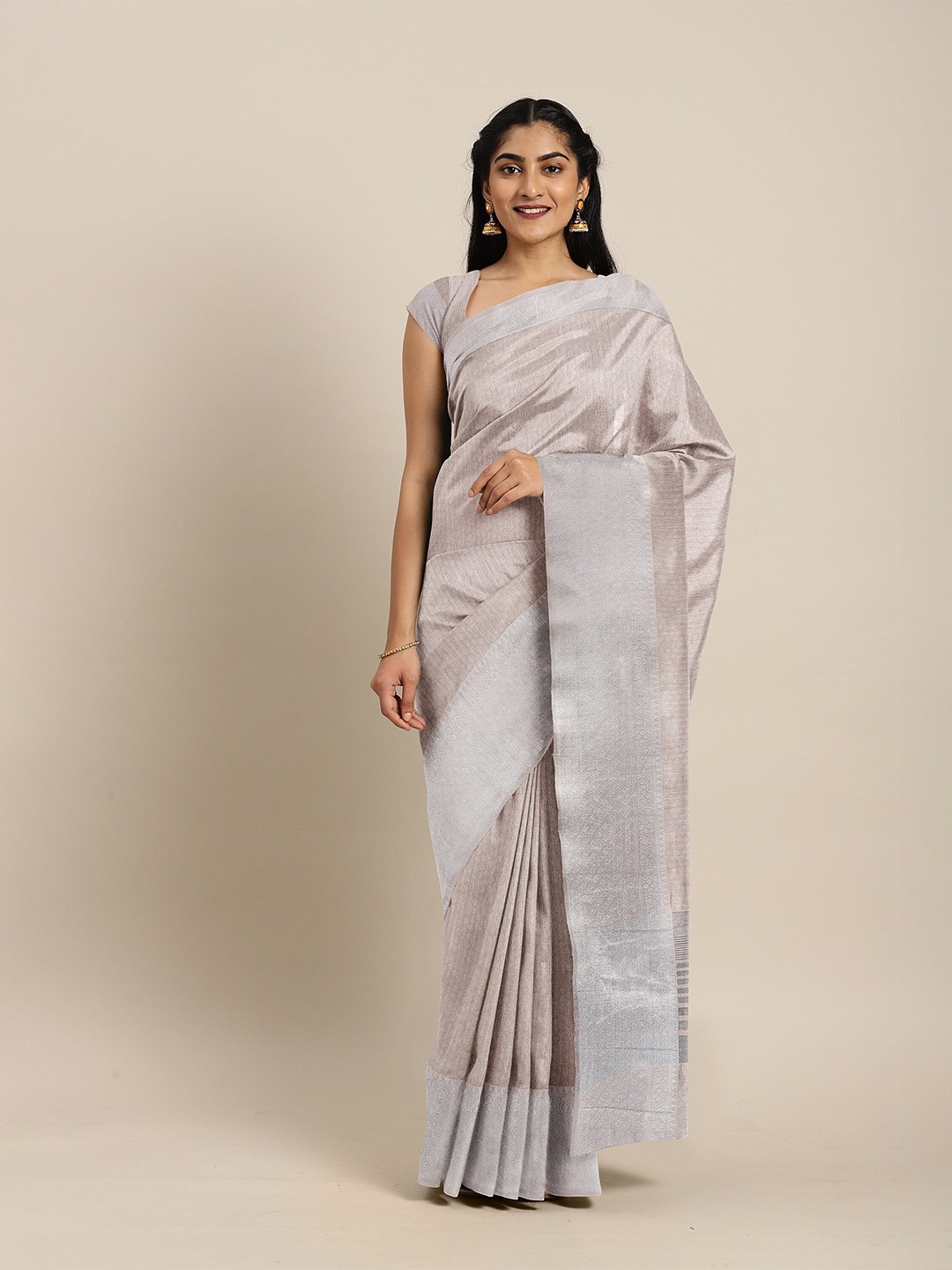 

The Chennai Silks Grey & Silver-Toned Woven Design Zari Jute Cotton Fusion Saree