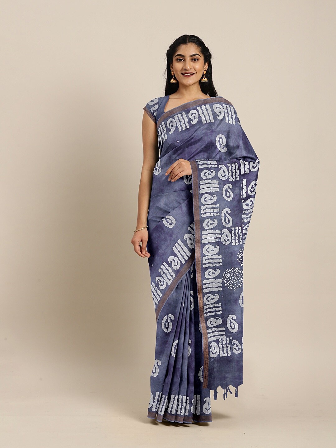 

The Chennai Silks Blue & White Batik Zari Pure Cotton Saree