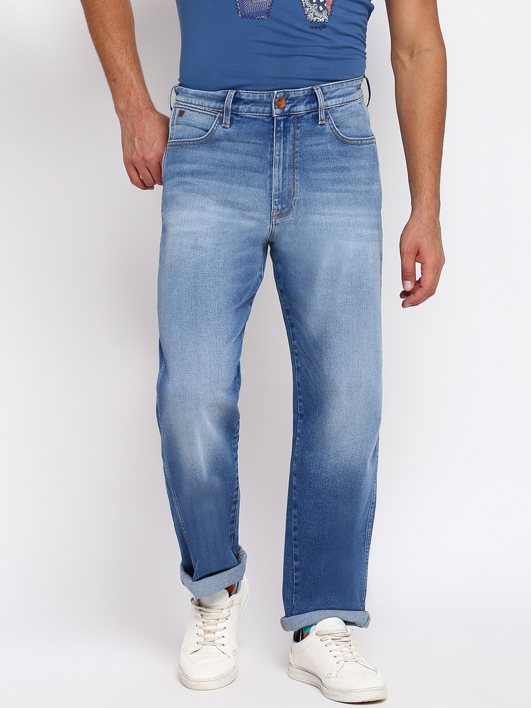 

Wrangler Men Blue Relaxed Fit Light Fade Stretchable Jeans