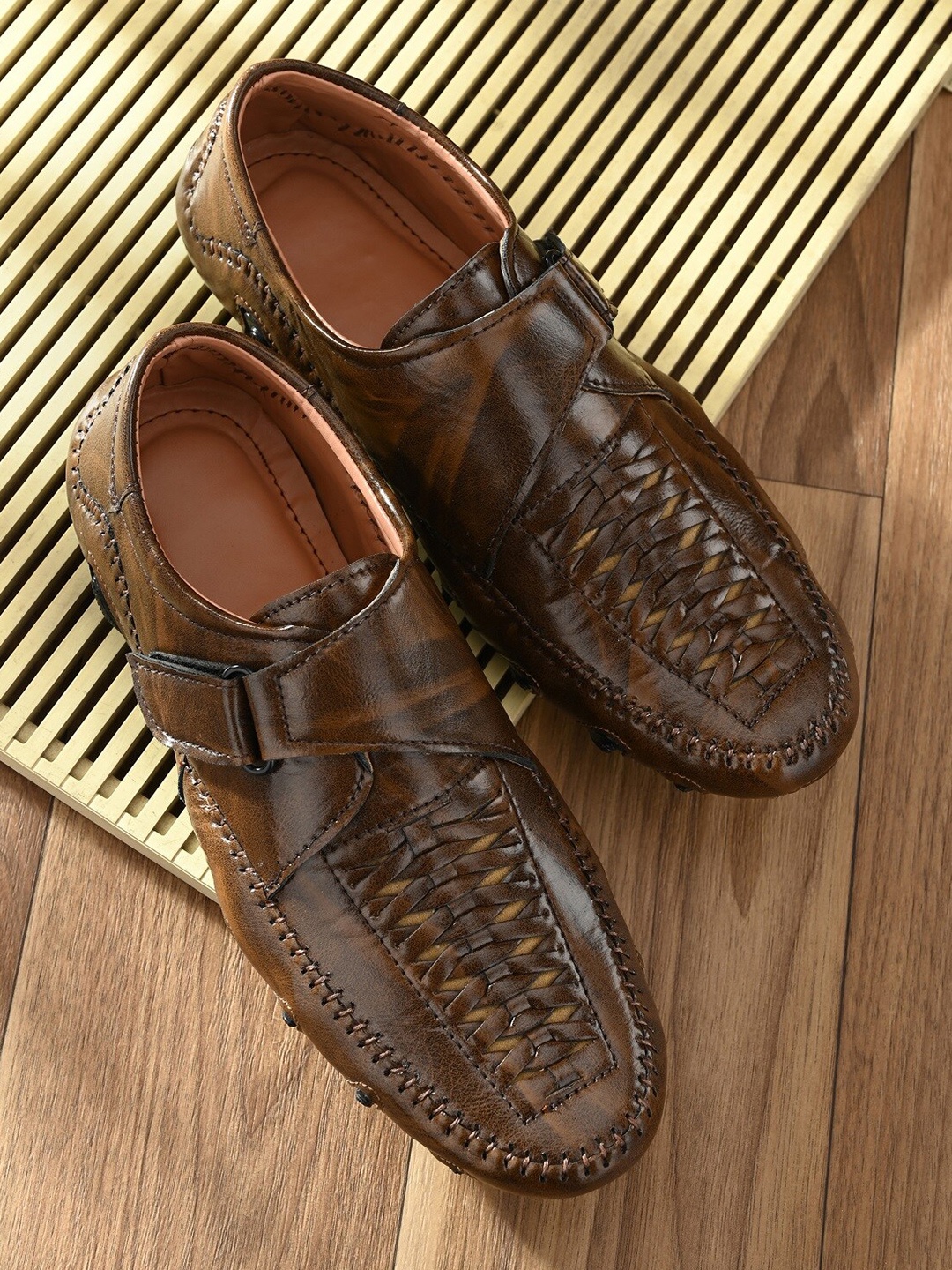 

BUCIK Men Brown Shoe-Style Sandals
