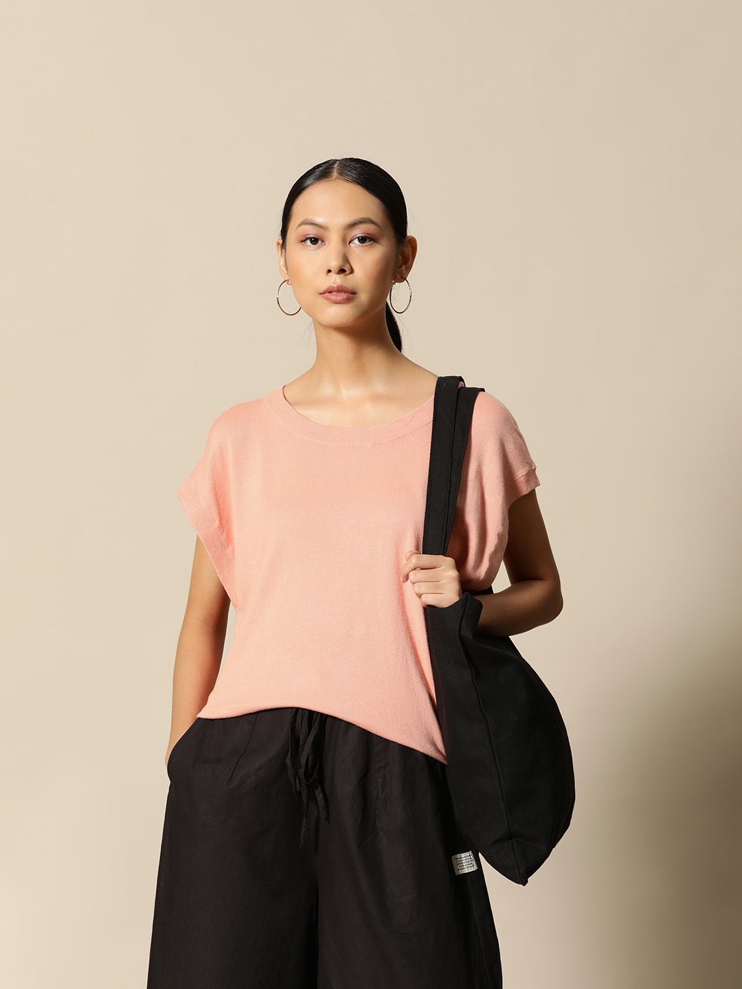 

BOWER Women Peach-Coloured Knitted Extended Sleeves Top