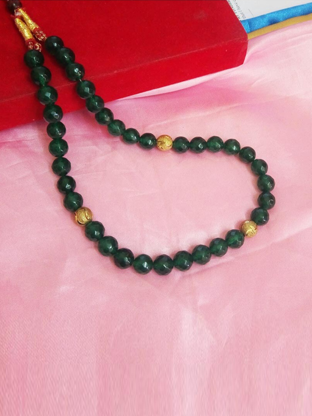 

RICH AND FAMOUS Green Agate Stone Micro Gold Beads Quartz Necklace, Transparent