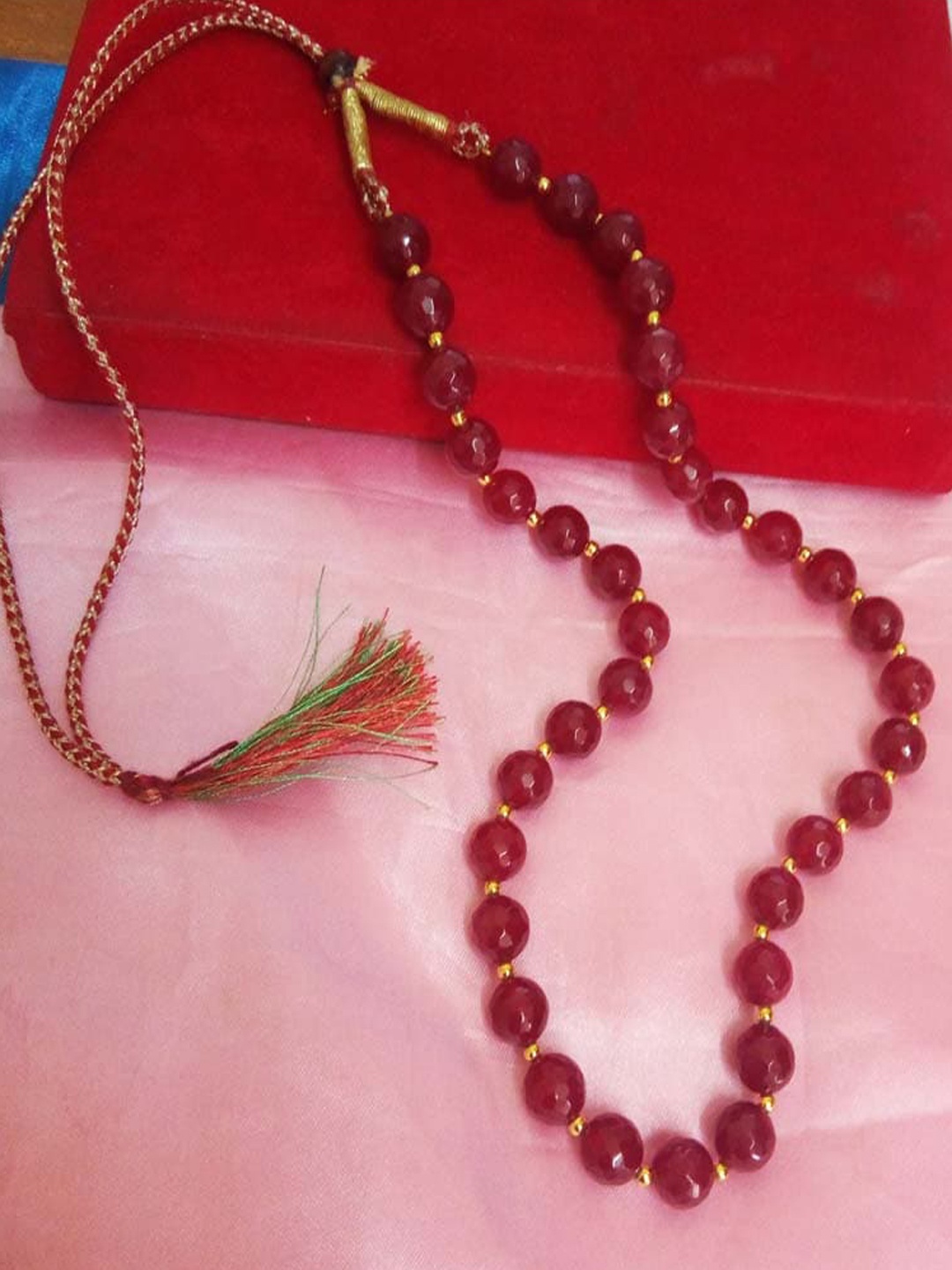 

RICH AND FAMOUS Gold-Plated Red Agate Quartz Beaded Necklace