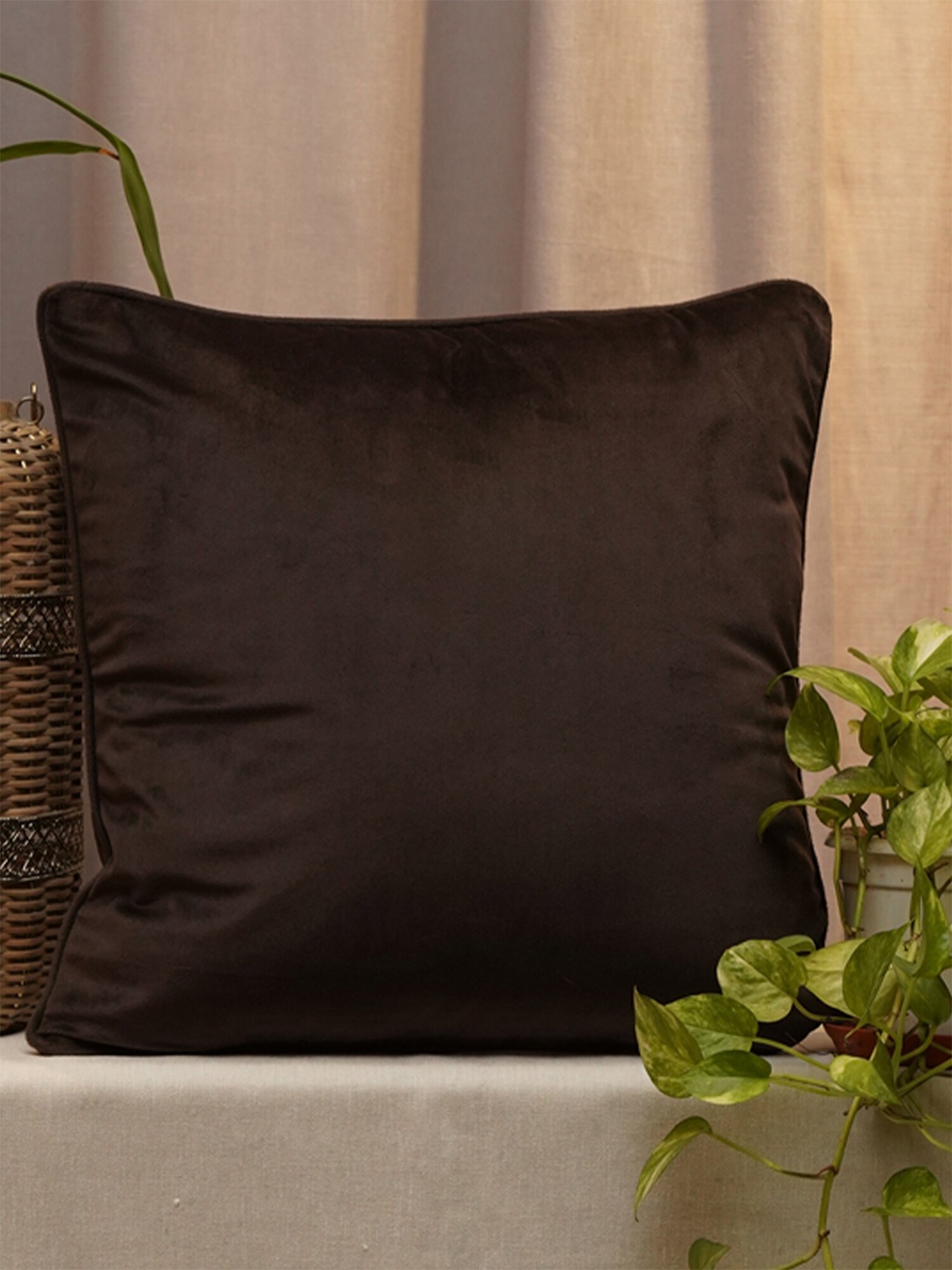 

ZEBA Brown Velvet Square Cushion Cover