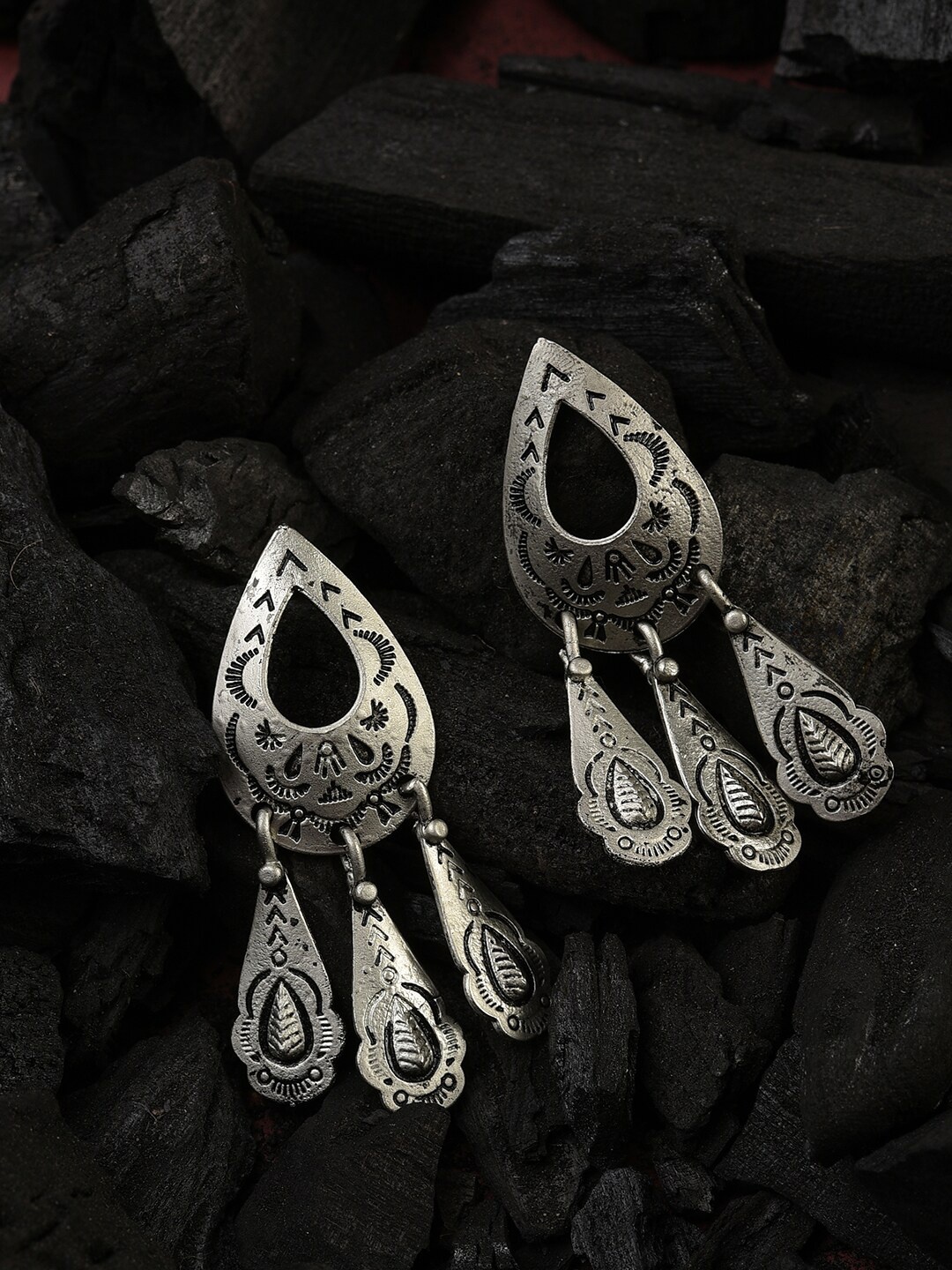

SOHI Silver-Plated Contemporary Drop Earrings