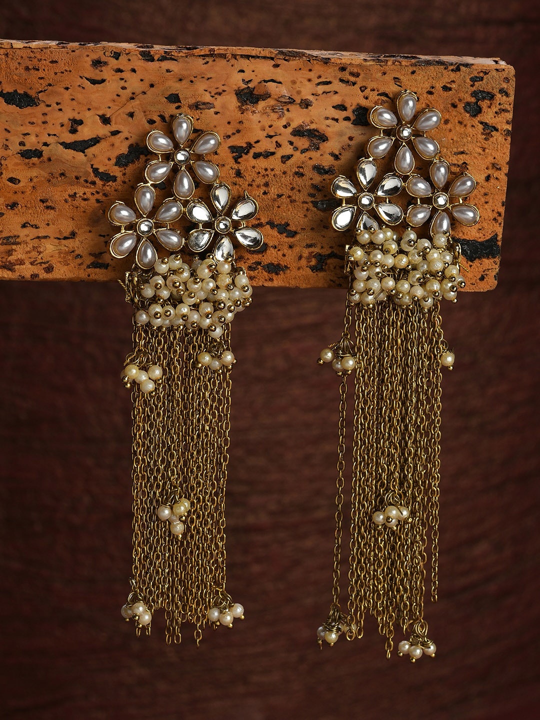 

SOHI Gold Plated Stone-Studded & Beaded Contemporary Drop Earrings