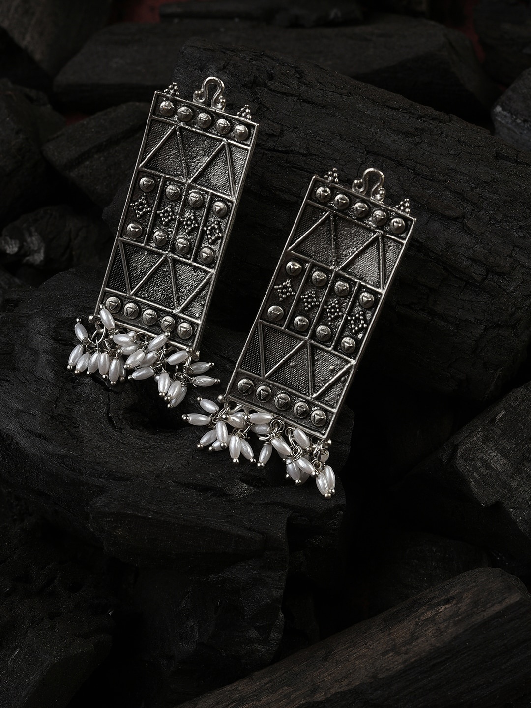 

SOHI Silver-Plated Oxidised Contemporary Drop Earrings