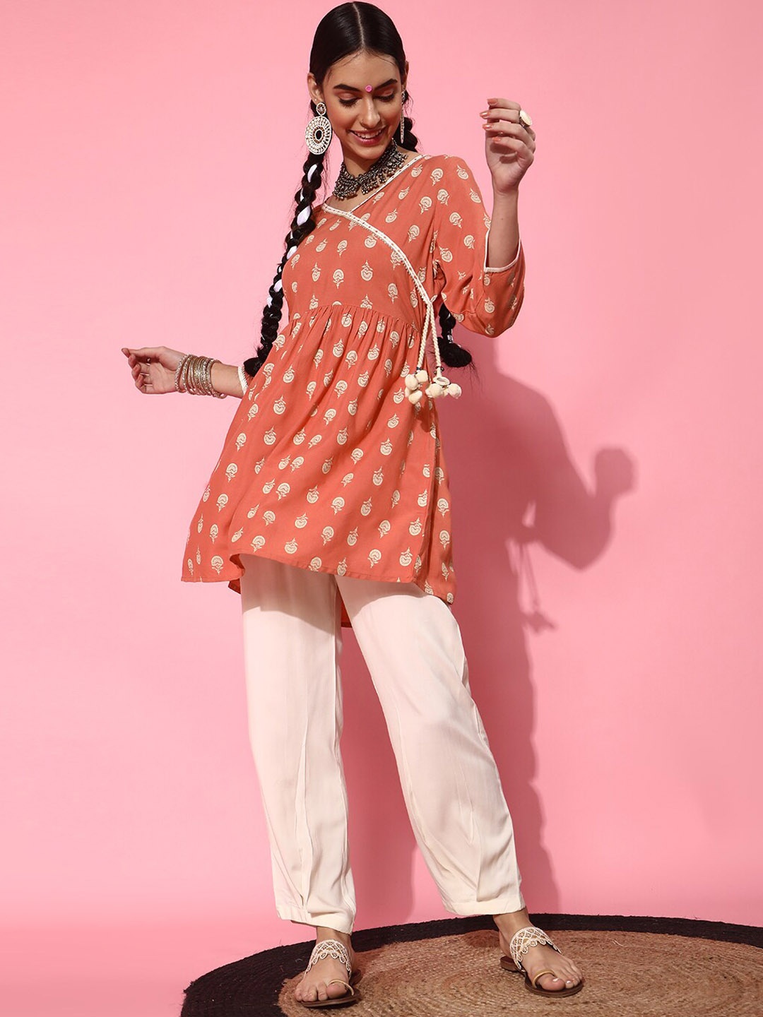 

STREET 9 Geometric Viscose Rayon Kurta Set, Peach