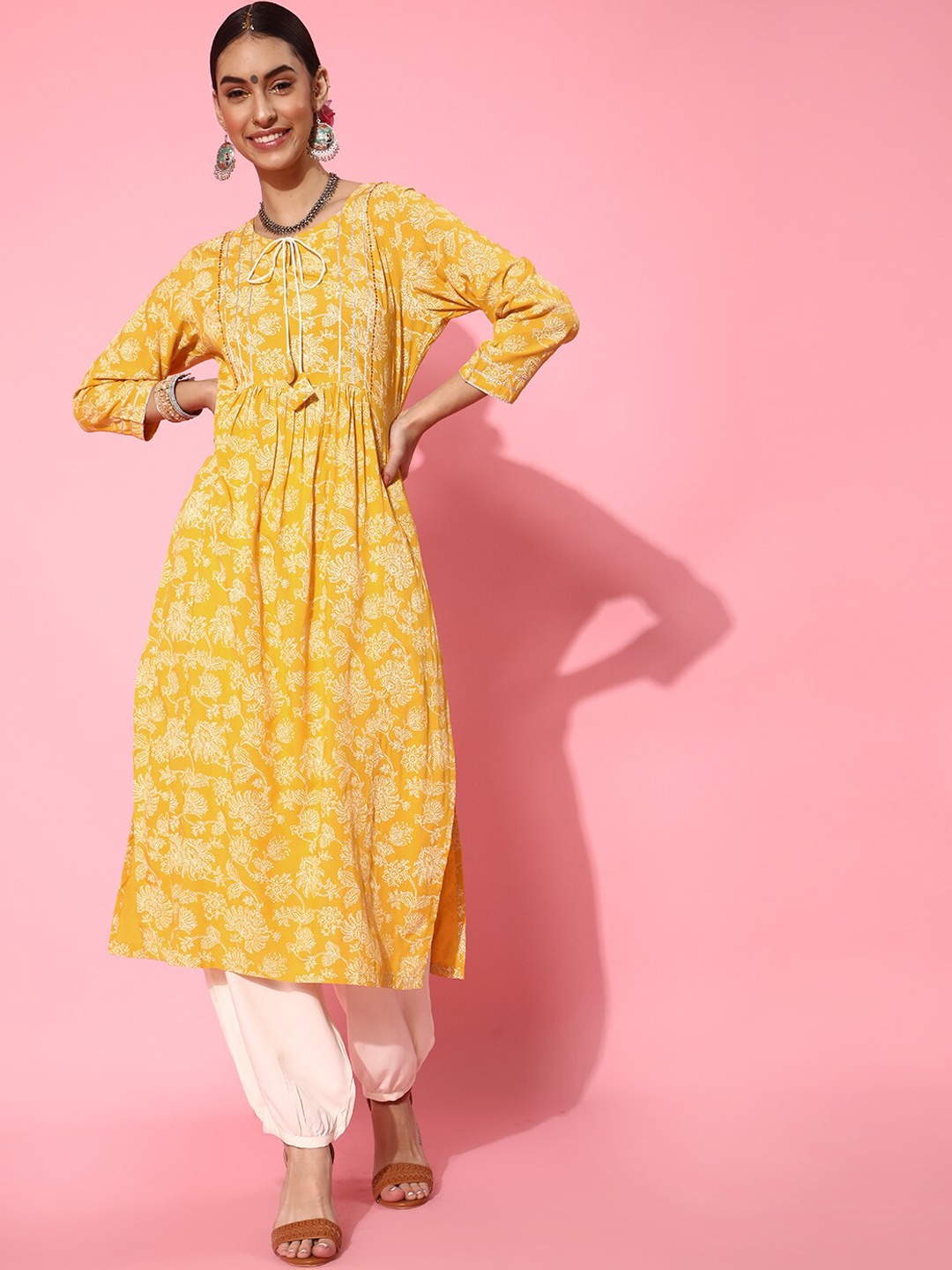 

STREET 9 Ethnic Motifs Pure Cotton Kurta Set, Yellow