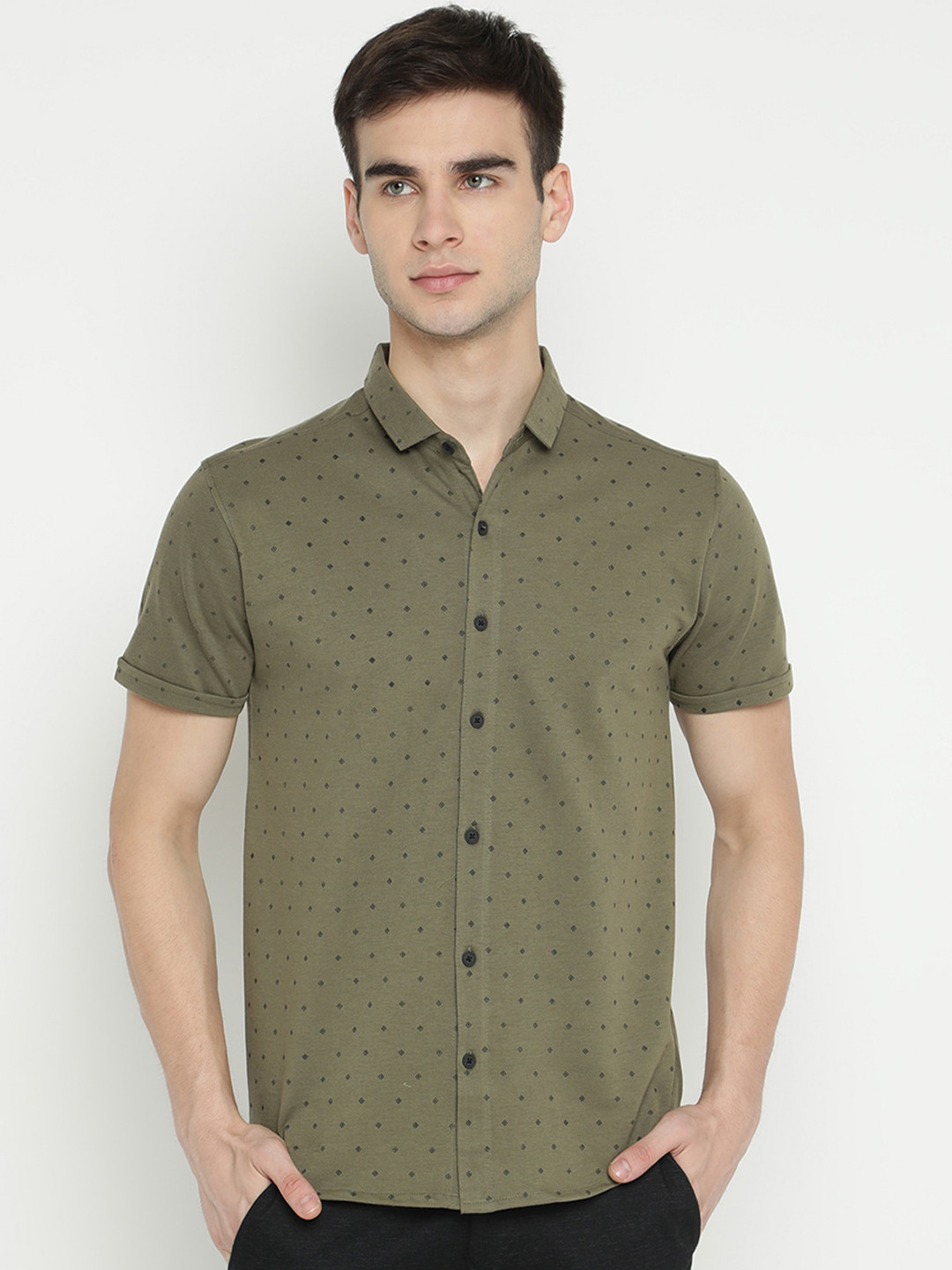 

V2 Value & Variety Men Olive Green Regular Fit Printed Casual Shirt