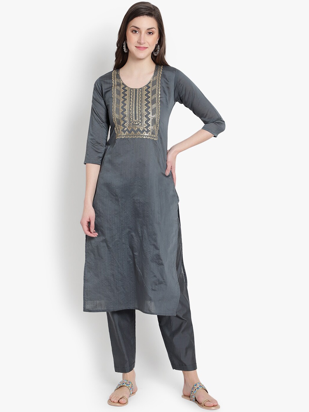 

heemara Women Grey Embroidered Sequinned Kurta with Trousers & With Dupatta