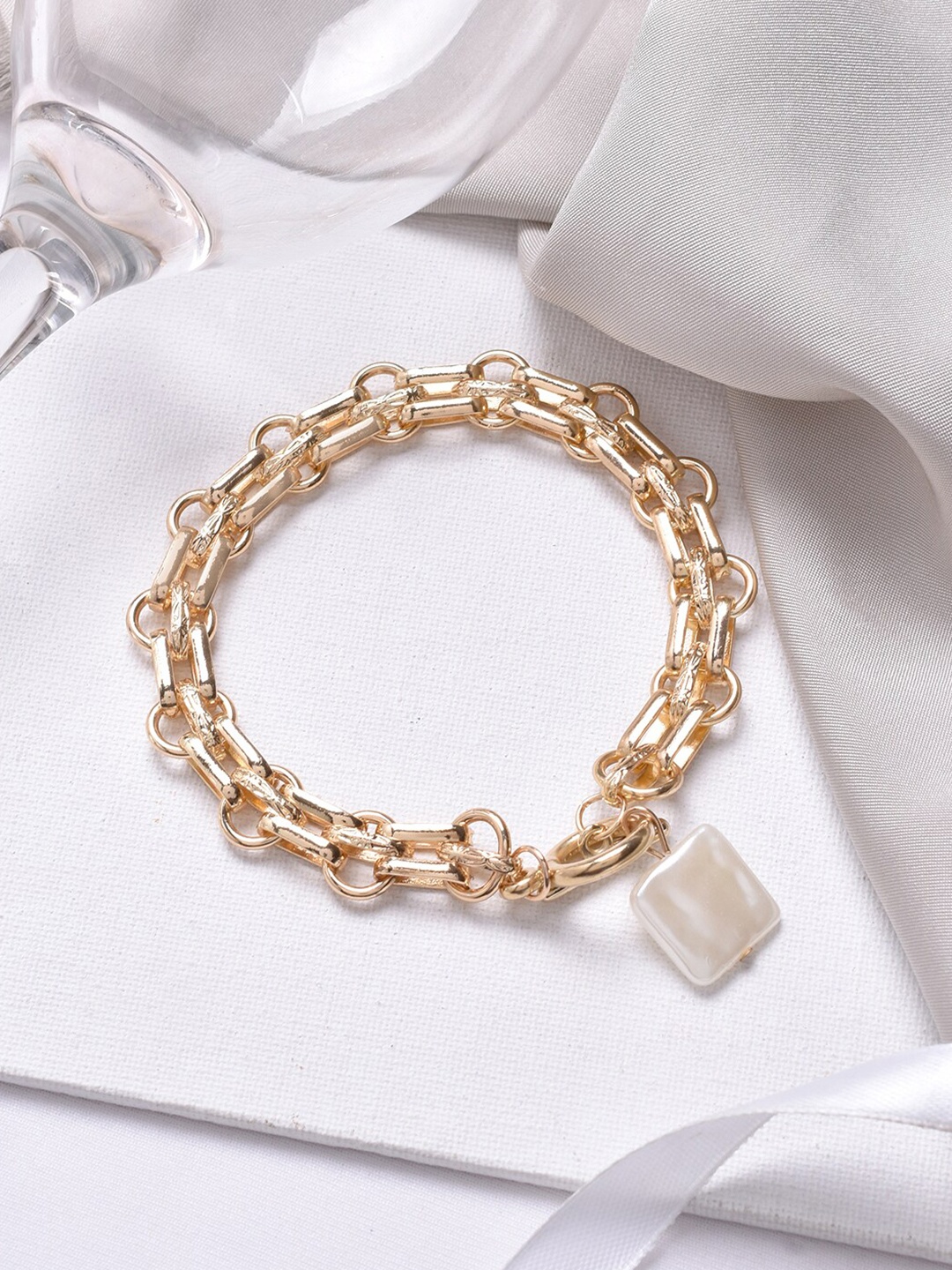 

BEWITCHED Women Gold-Toned Link Bracelet