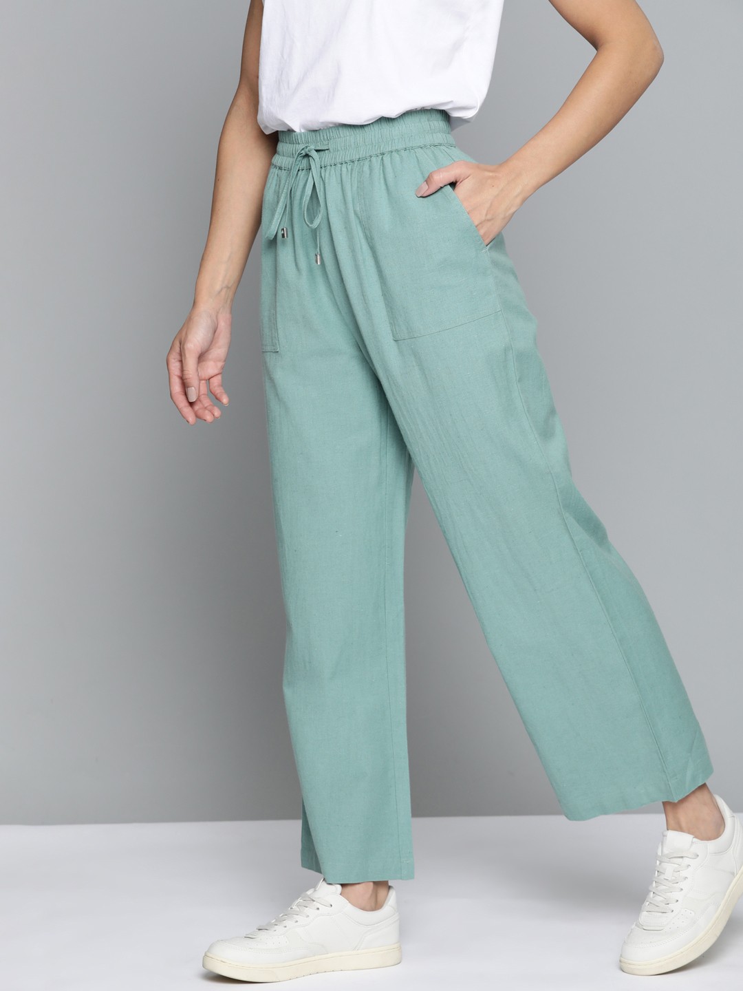 

Mast & Harbour Women Sea Green Solid Parallel Trousers