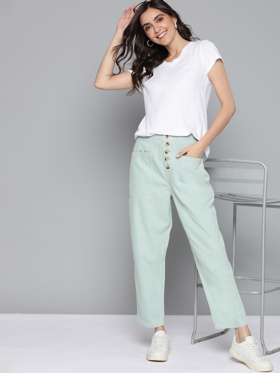 

Mast & Harbour Women Mint Green Pure Cotton Regular Button-Fly Trousers
