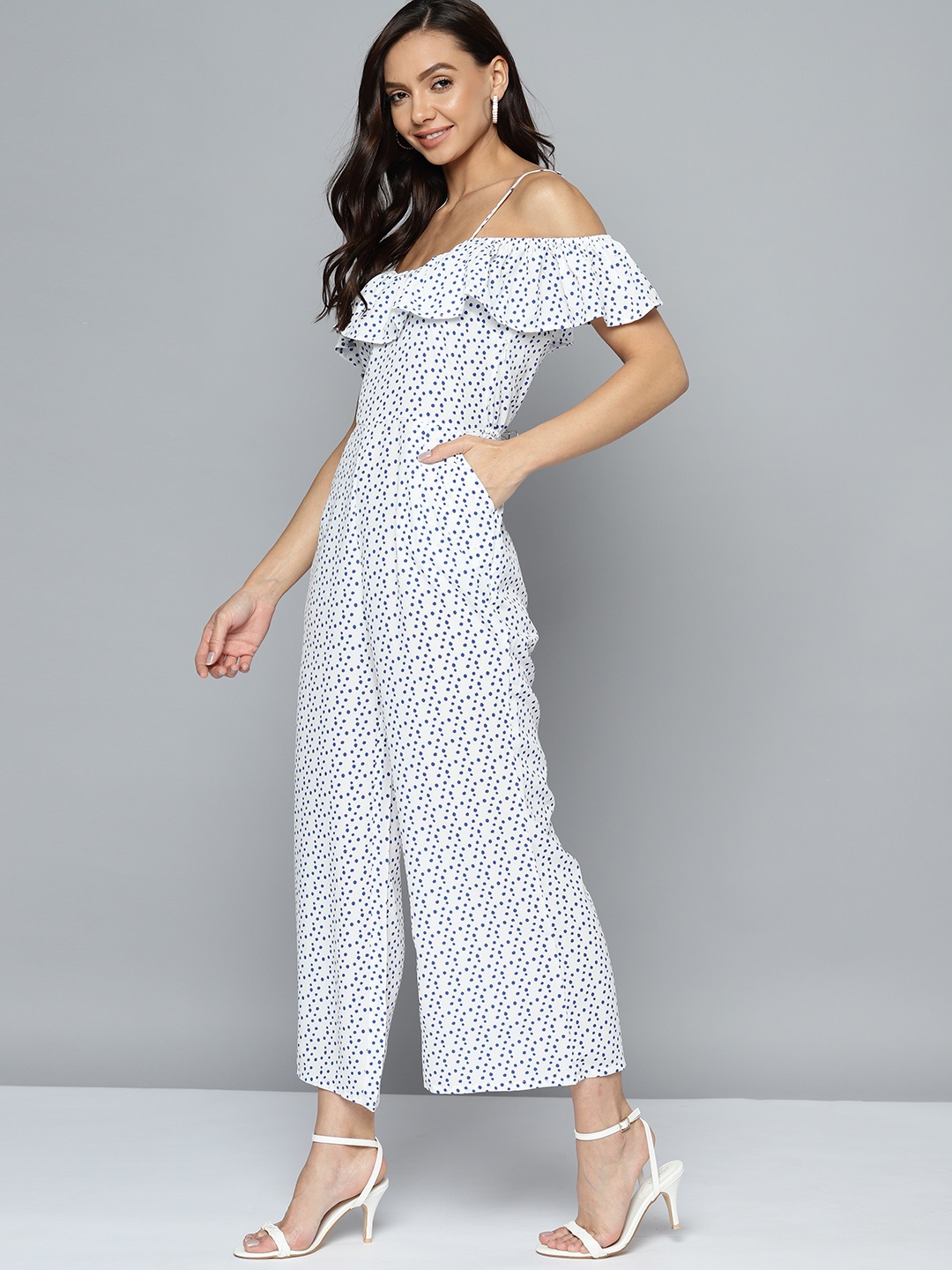 

Mast & Harbour White & Blue Printed Ruffled Basic Jumpsuit