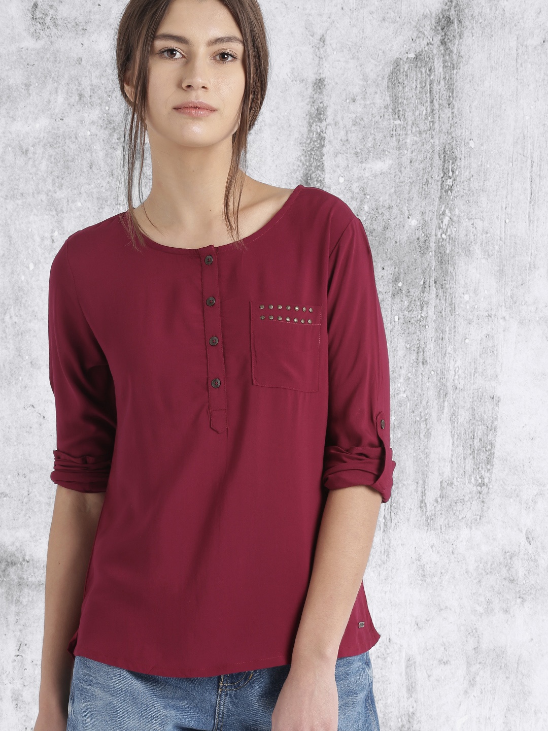 

Roadster Women Burgundy Solid Top