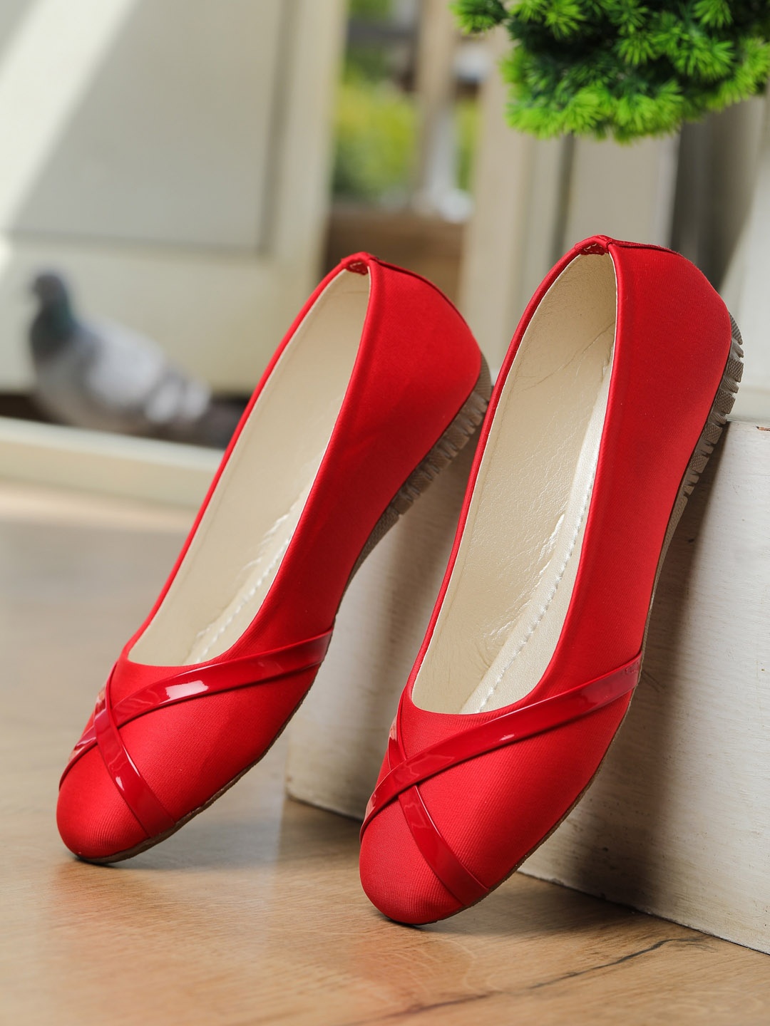 

LONDON STEPS Women Red Ballerinas Flats