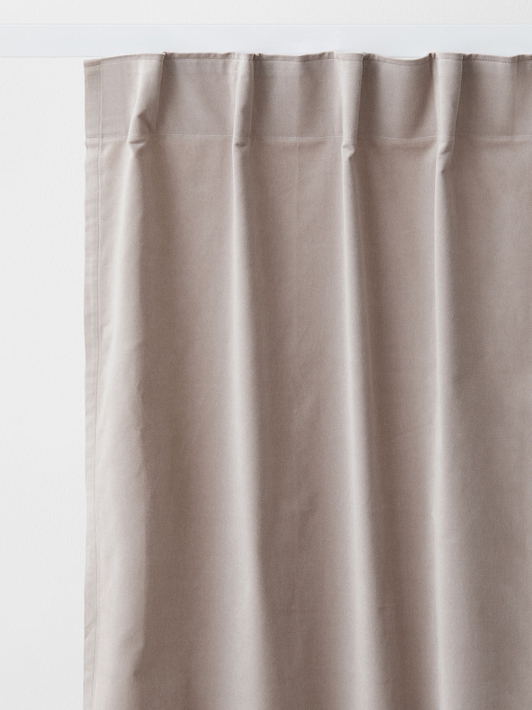 

H&M Beige Pure Cotton 2-Pack Velvet Curtain Lengths