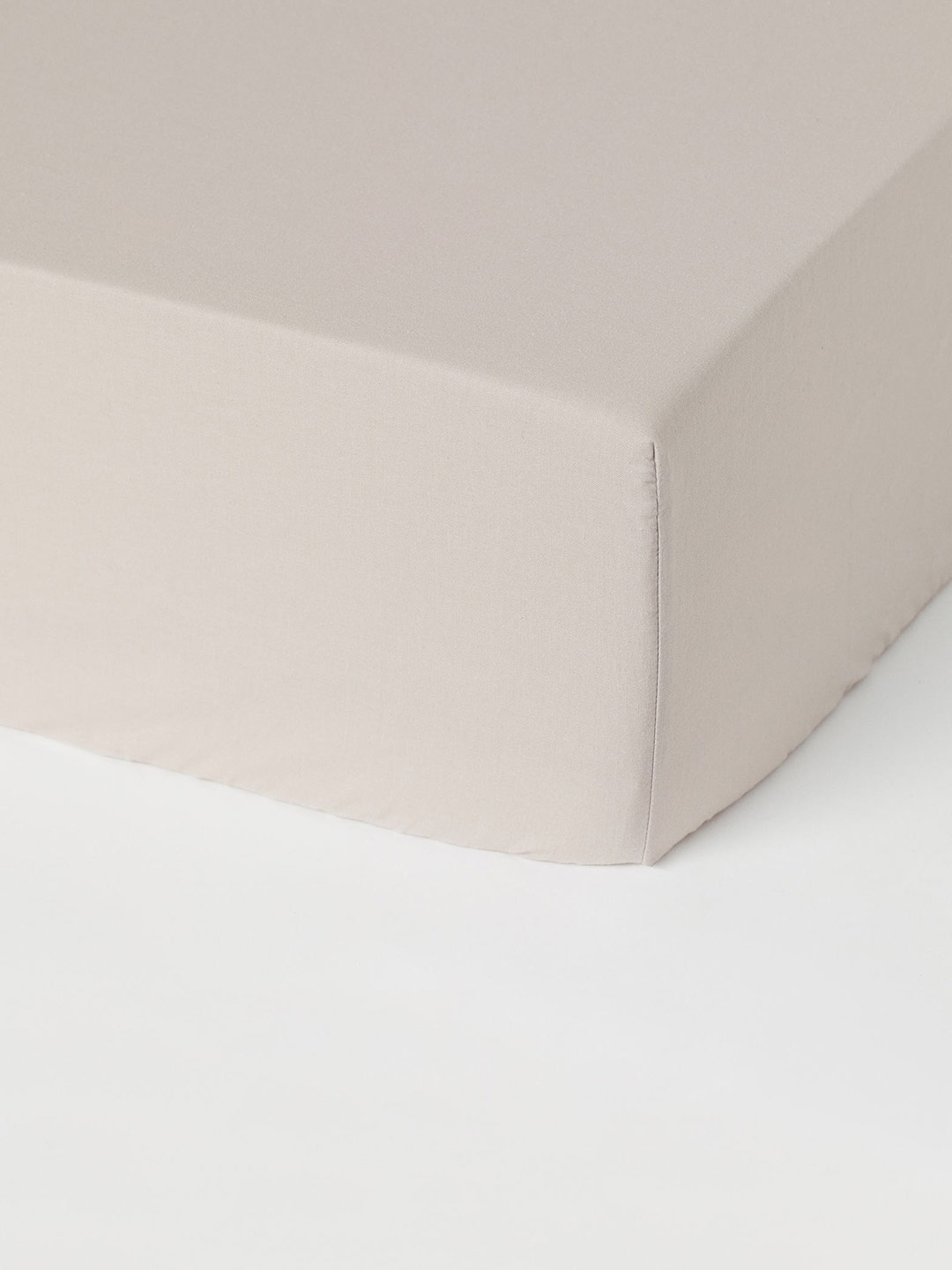 

H&M Beige Fitted Cotton Sheet