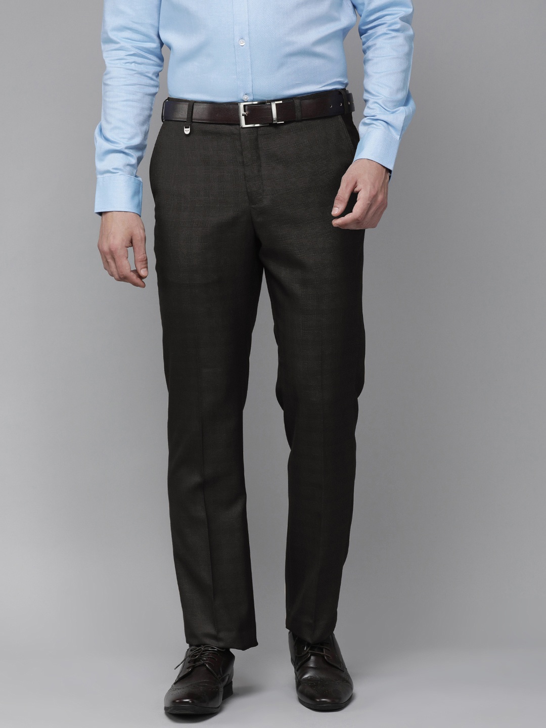

Park Avenue Men Black Checked Smart Fit Trousers