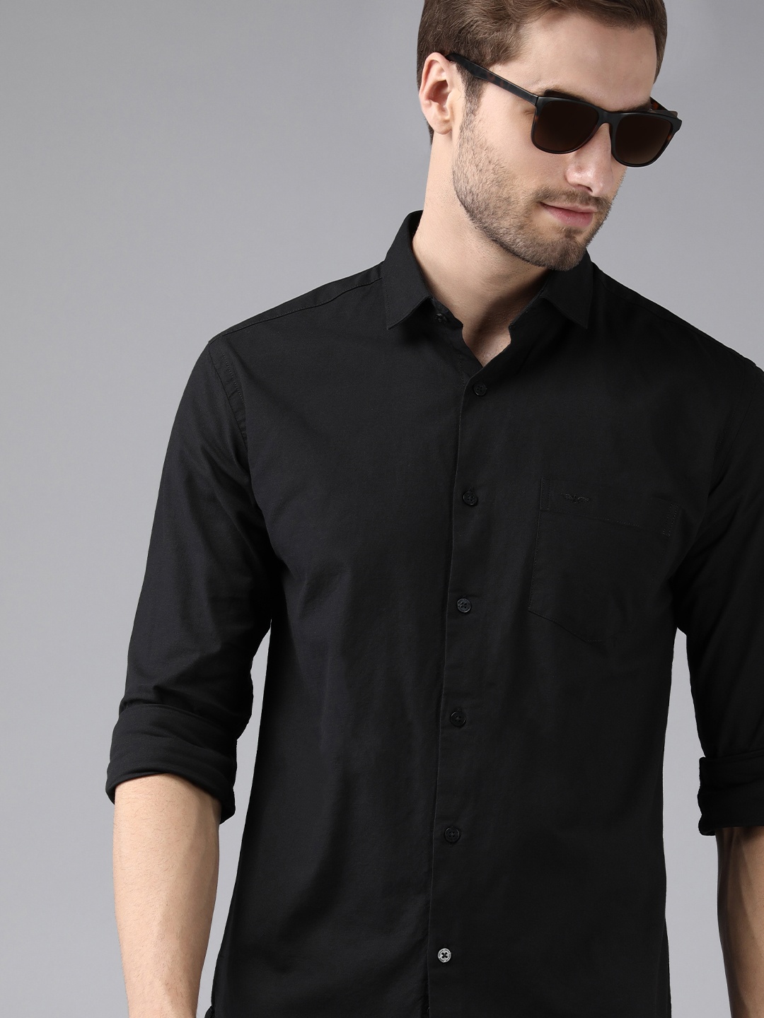 

Park Avenue Men Black Solid Slim Fit Pure Cotton Casual Shirt